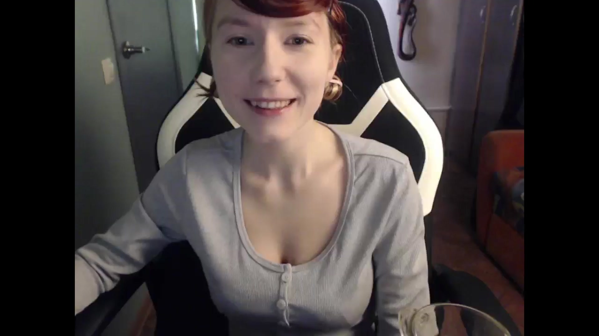 Gallery image thumbnail from NikiFoks18's myfreecams stream on, 03/23/2025, 03:42 image 1 of 20