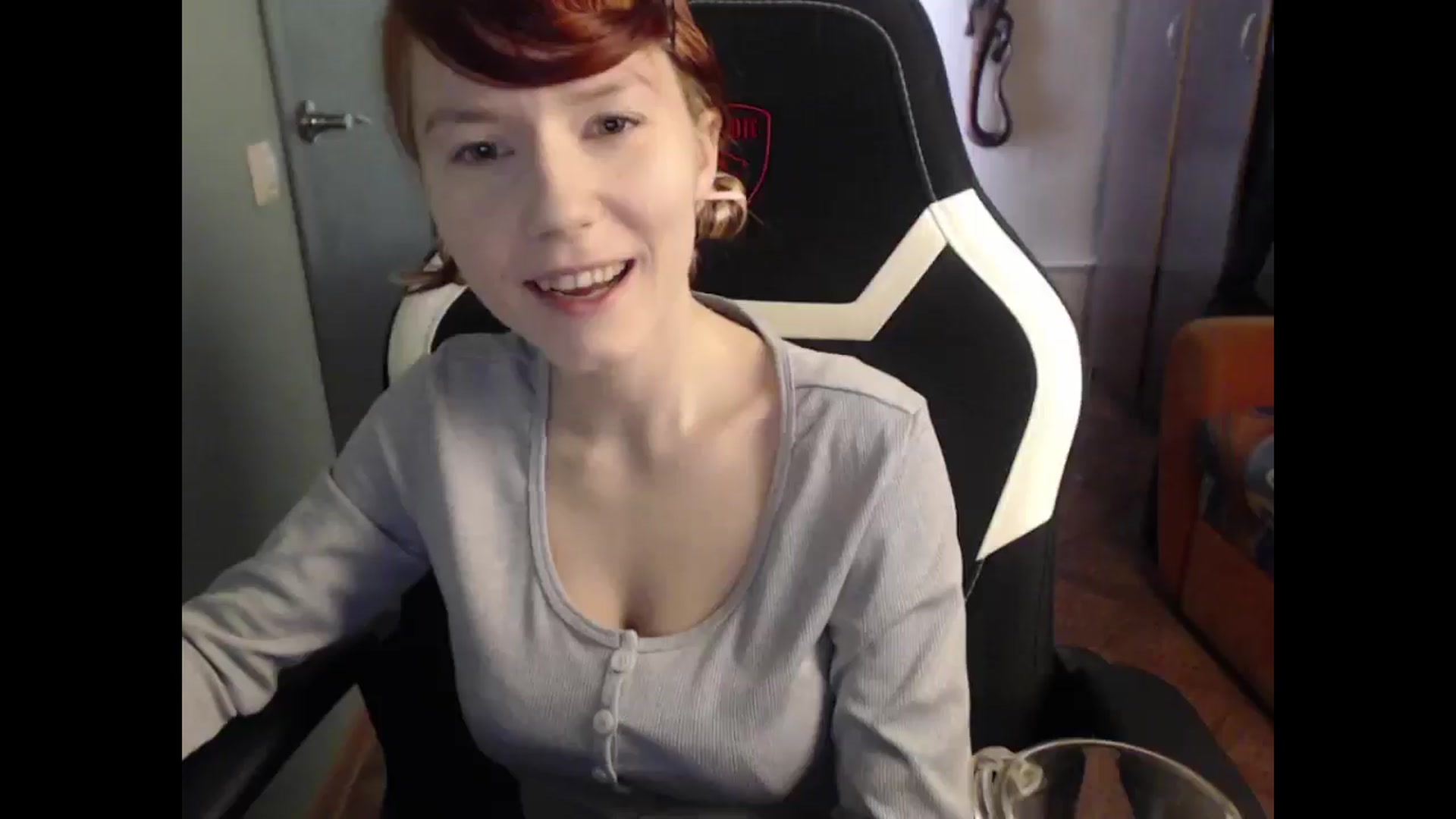 Gallery image thumbnail from NikiFoks18's myfreecams stream on, 03/23/2025, 03:42 image 11 of 20