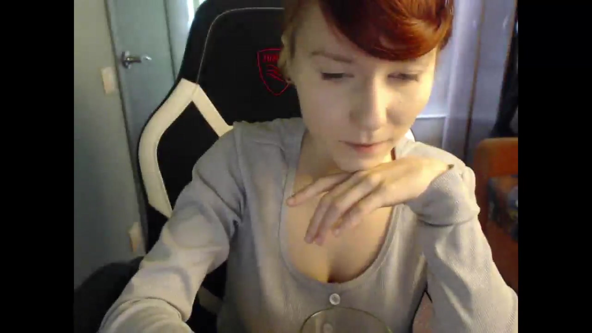 Gallery image thumbnail from NikiFoks18's myfreecams stream on, 03/23/2025, 06:18 image 4 of 20
