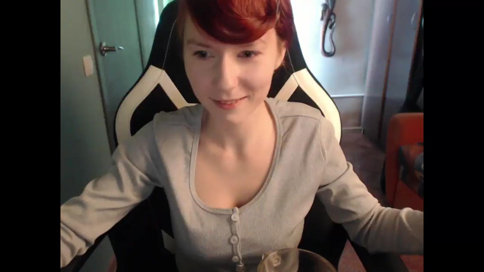 Gallery image thumbnail from NikiFoks18's myfreecams stream on, 03/23/2025, 06:18 image 1 of 20
