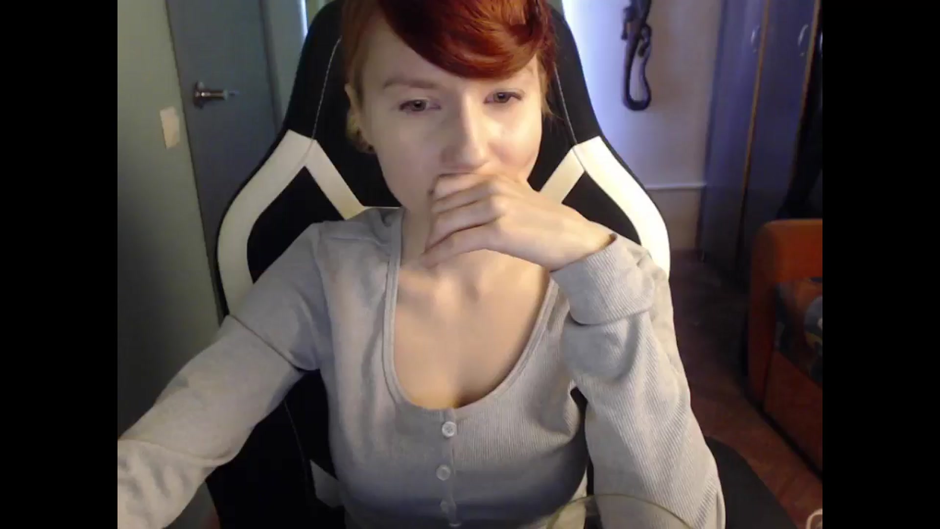 Gallery image thumbnail from NikiFoks18's myfreecams stream on, 03/23/2025, 08:41 image 10 of 20