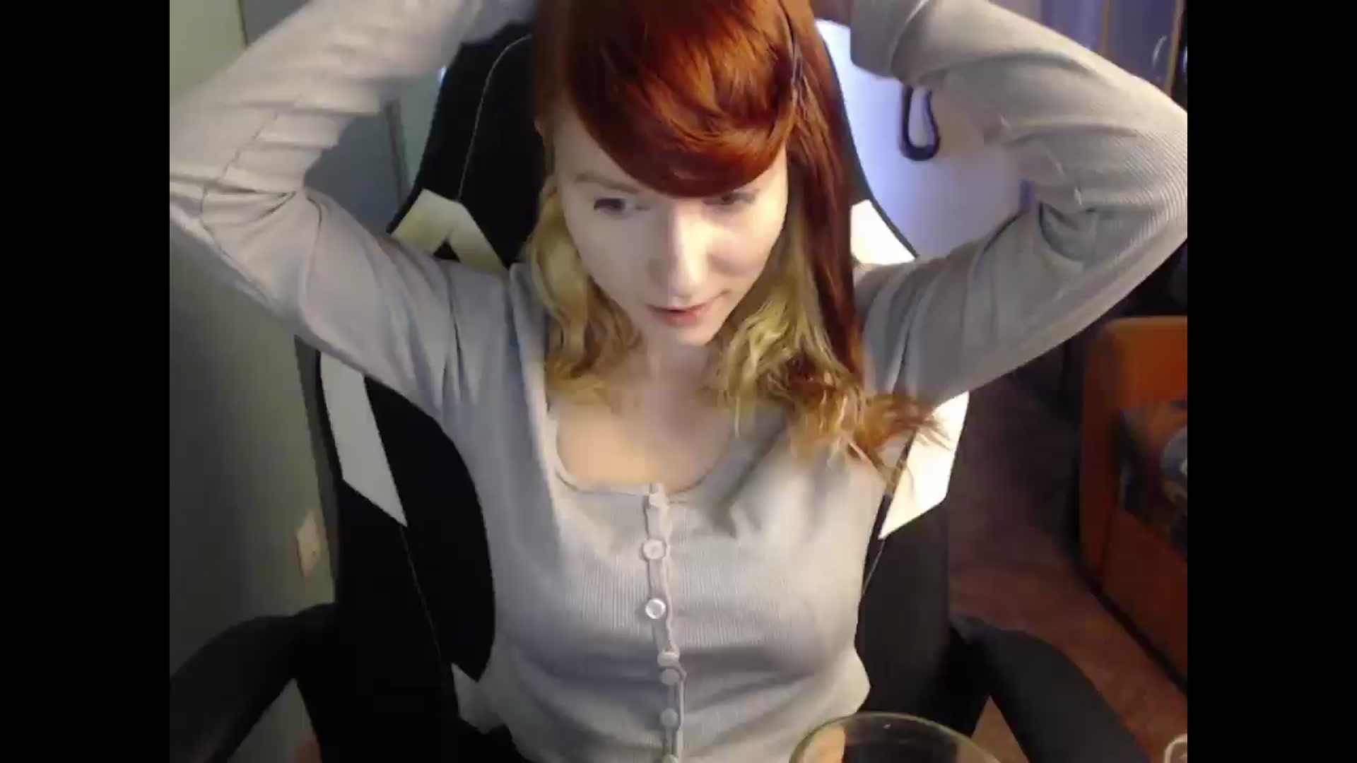 Gallery image thumbnail from NikiFoks18's myfreecams stream on, 03/23/2025, 08:41 image 12 of 20