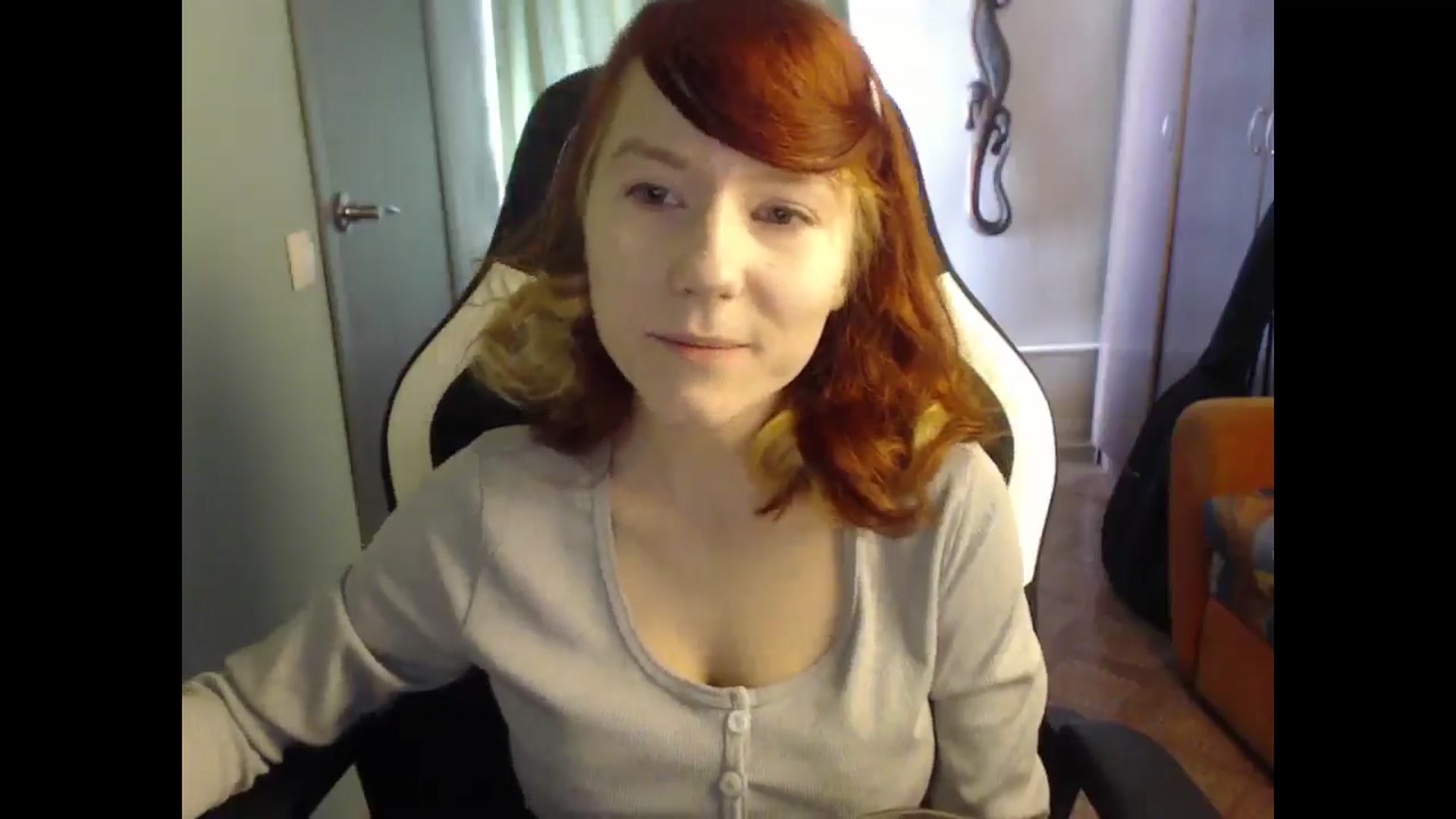 Gallery image thumbnail from NikiFoks18's myfreecams stream on, 03/25/2025, 06:41 image 5 of 20