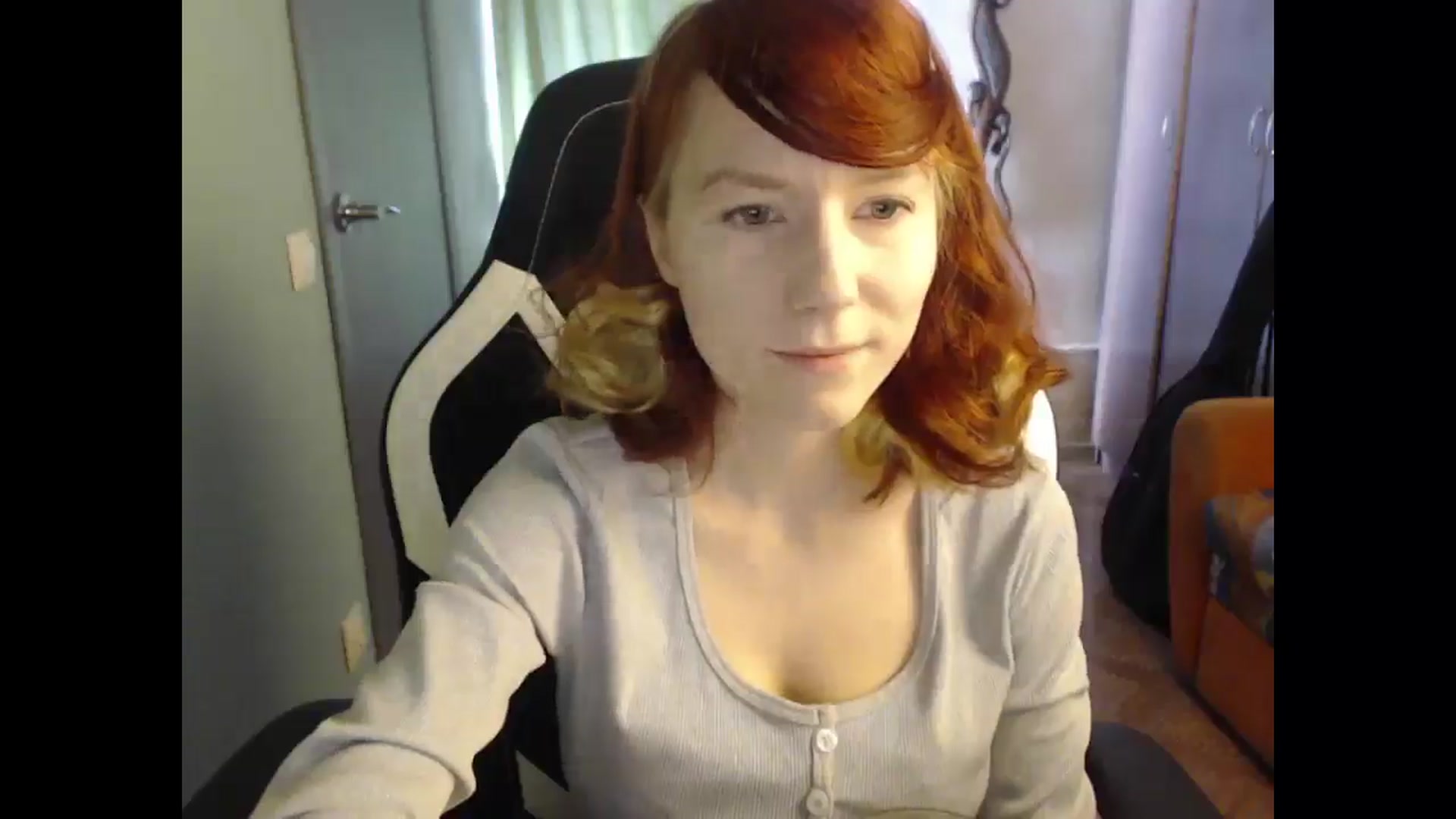 Gallery image thumbnail from NikiFoks18's myfreecams stream on, 03/25/2025, 06:41 image 3 of 20