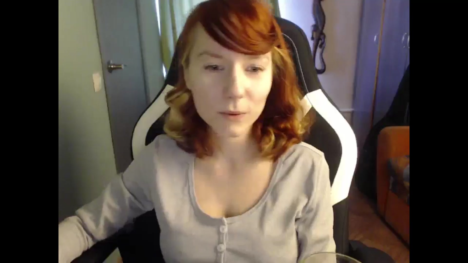 Gallery image thumbnail from NikiFoks18's myfreecams stream on, 03/25/2025, 09:27 image 7 of 20