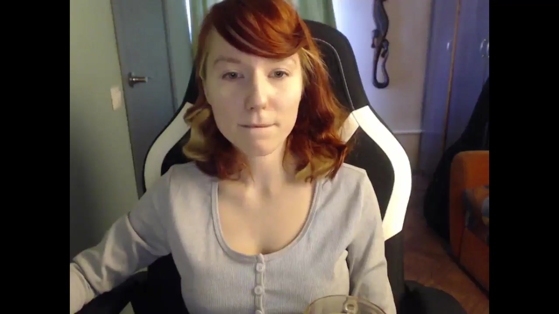 Gallery image thumbnail from NikiFoks18's myfreecams stream on, 03/25/2025, 09:27 image 12 of 20