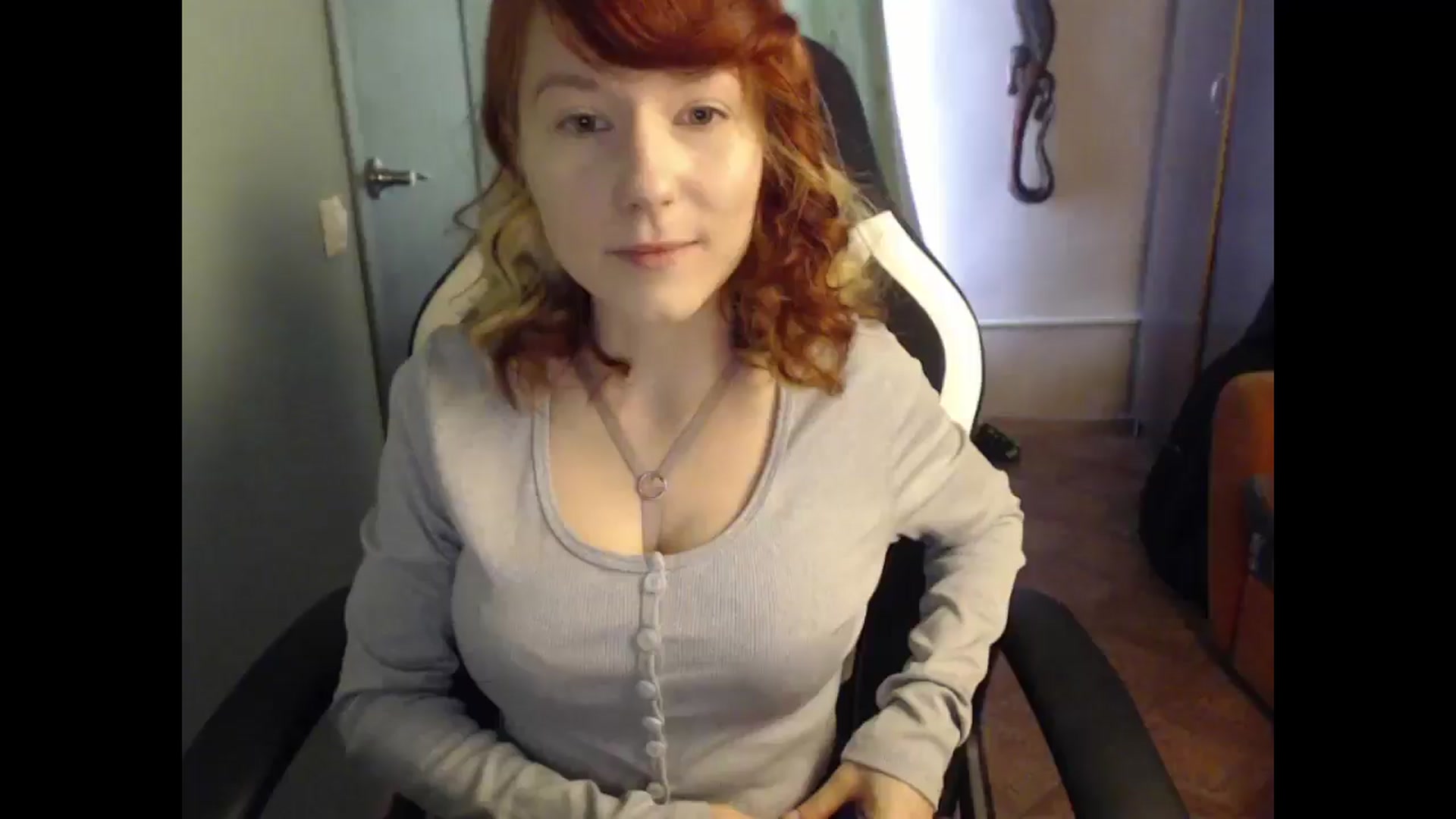 Gallery image thumbnail from NikiFoks18's myfreecams stream on, 03/27/2025, 04:05 image 20 of 20