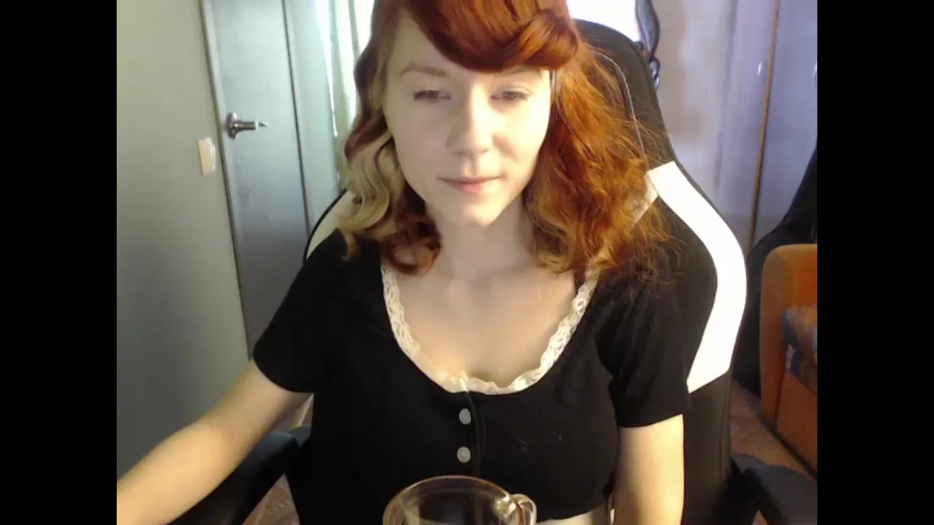 Gallery image thumbnail from NikiFoks18's myfreecams stream on, 03/28/2025, 05:39 image 3 of 20