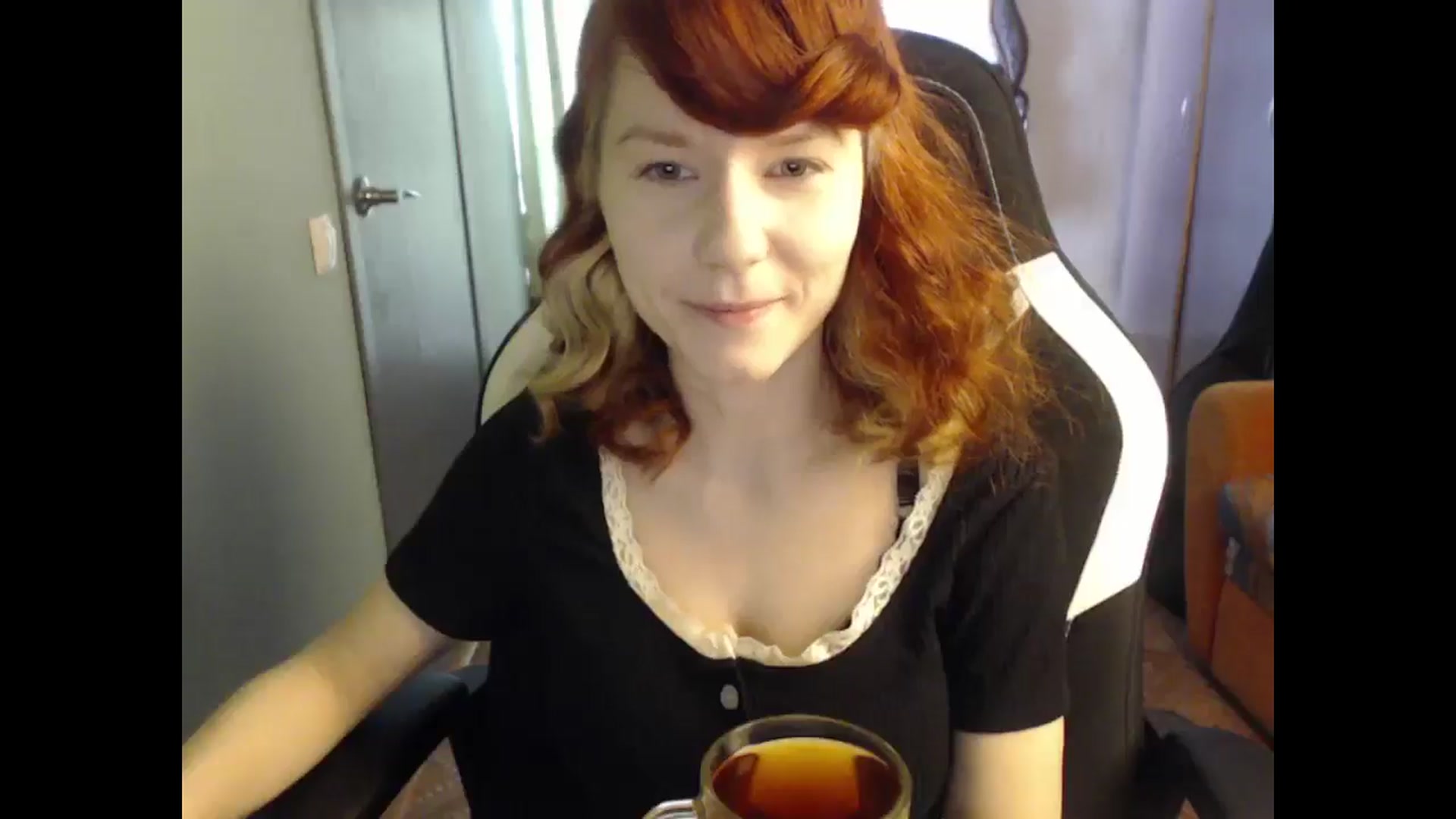 Gallery image thumbnail from NikiFoks18's myfreecams stream on, 03/28/2025, 05:39 image 7 of 20