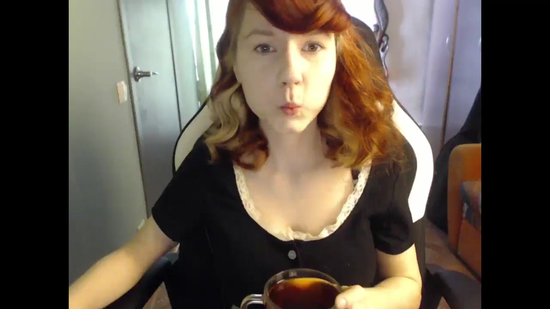 Gallery image thumbnail from NikiFoks18's myfreecams stream on, 03/28/2025, 05:39 image 5 of 20