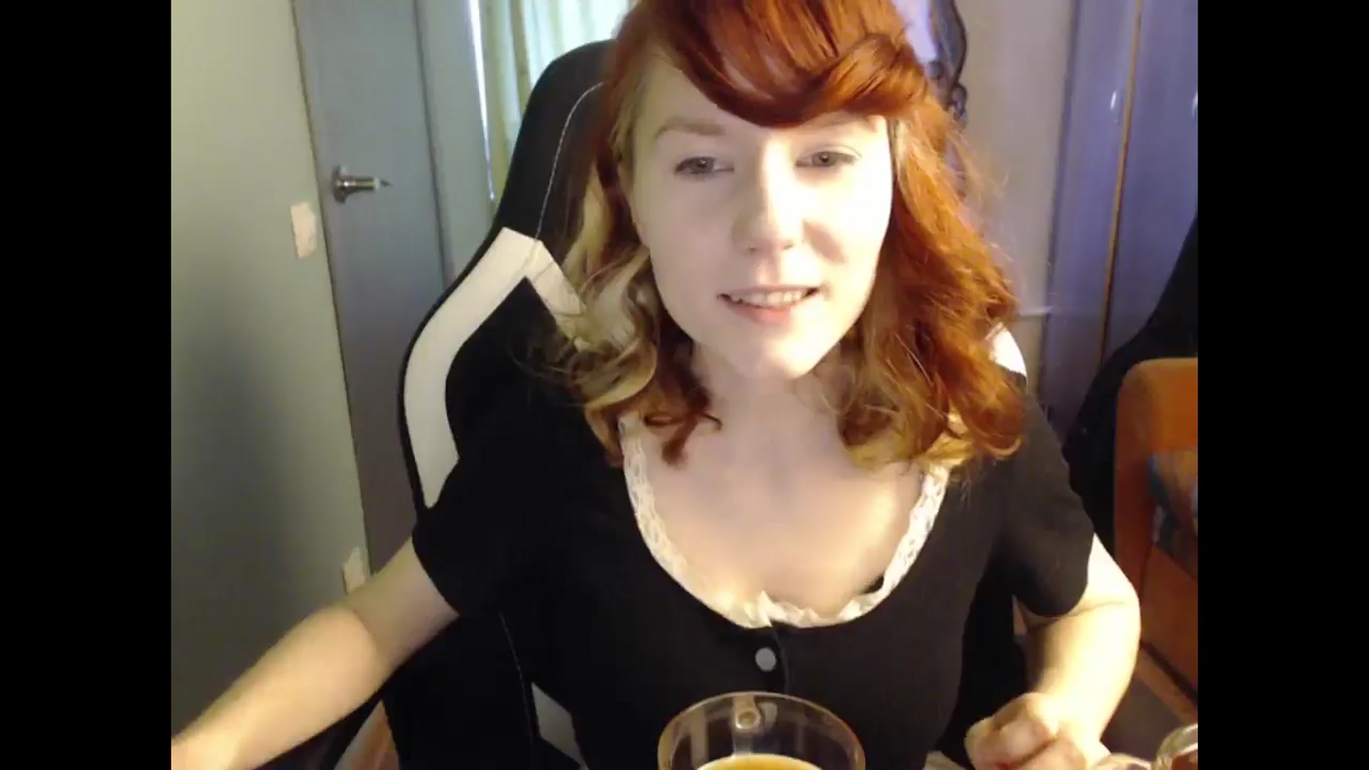 Gallery image thumbnail from NikiFoks18's myfreecams stream on, 03/28/2025, 09:19 image 3 of 20