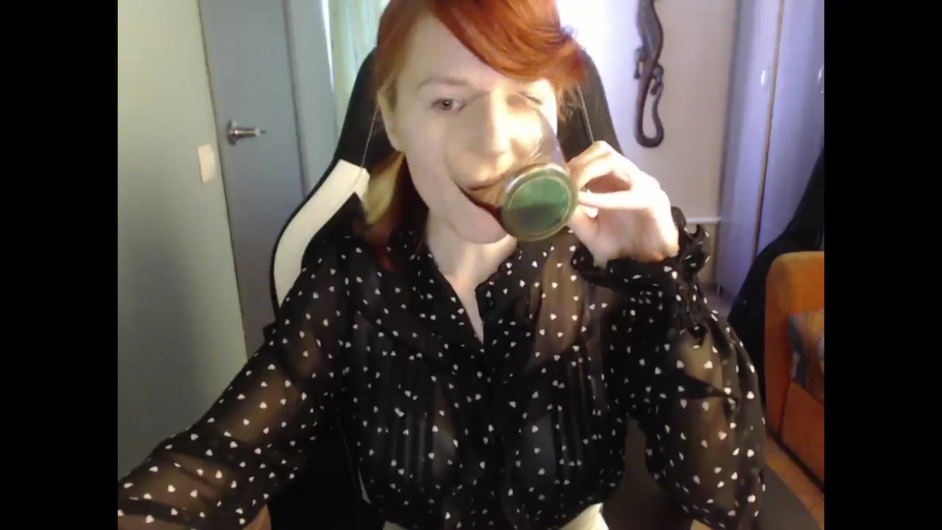 Gallery image thumbnail from NikiFoks18's myfreecams stream on, 03/29/2025, 08:04 image 19 of 20