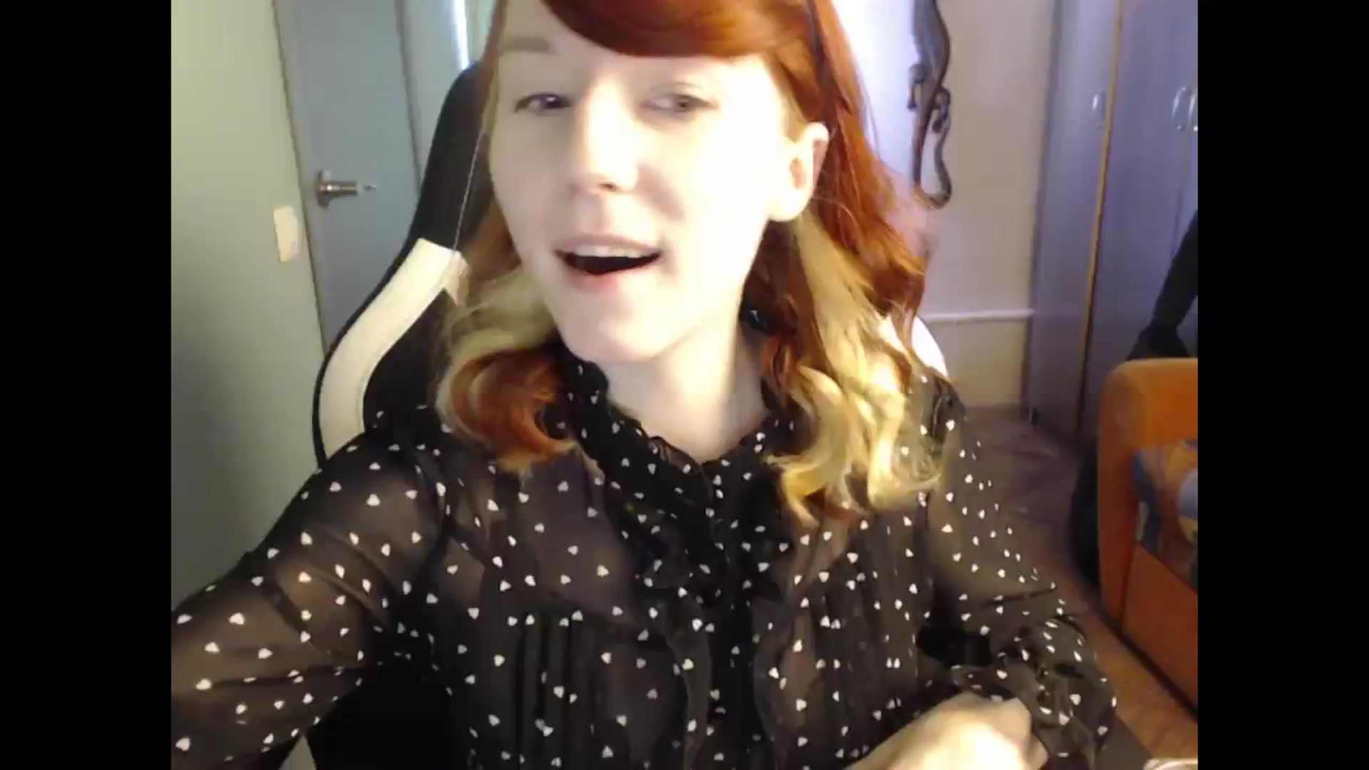 Gallery image thumbnail from NikiFoks18's myfreecams stream on, 03/30/2025, 07:23 image 18 of 20