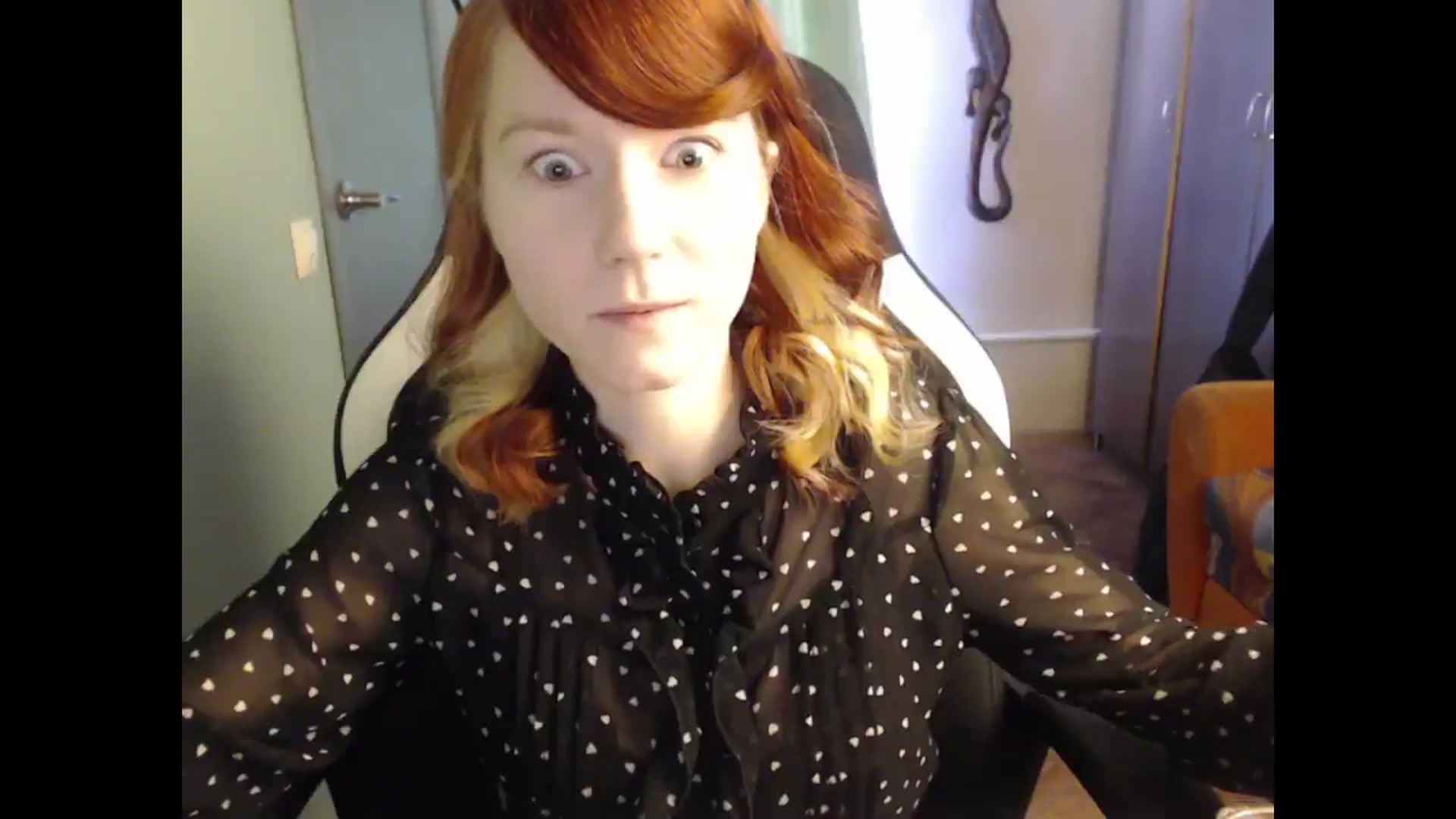 Gallery image thumbnail from NikiFoks18's myfreecams stream on, 03/30/2025, 07:23 image 19 of 20