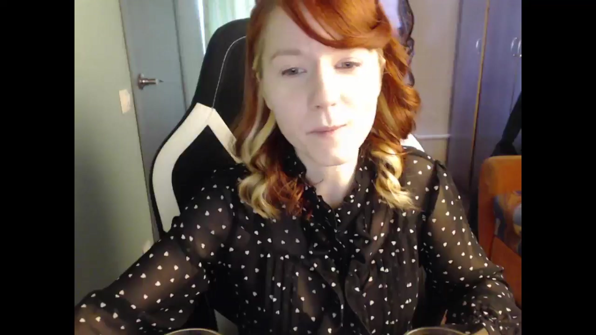 Gallery image thumbnail from NikiFoks18's myfreecams stream on, 03/30/2025, 09:48 image 11 of 20