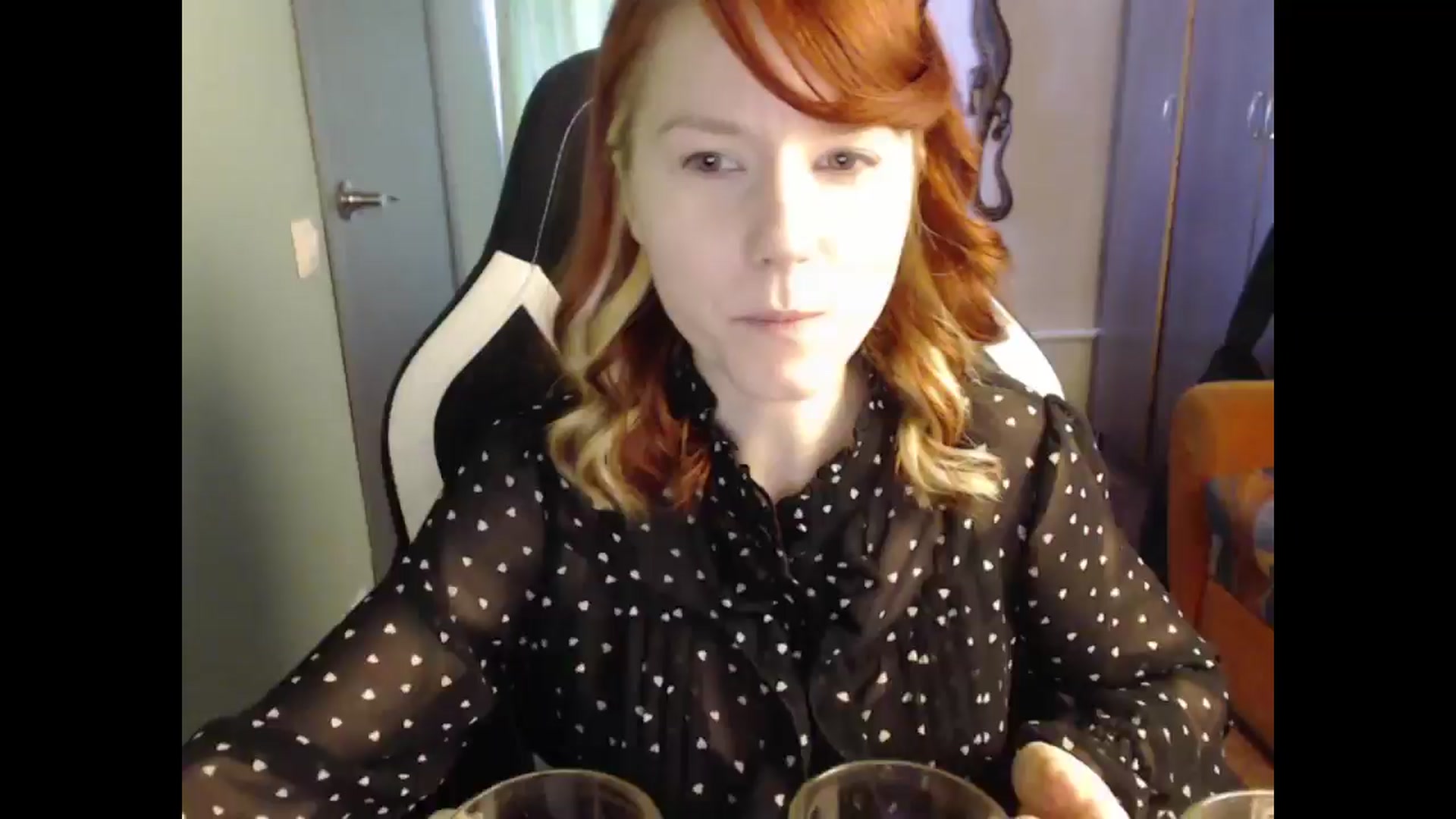 Gallery image thumbnail from NikiFoks18's myfreecams stream on, 03/30/2025, 09:48 image 5 of 20