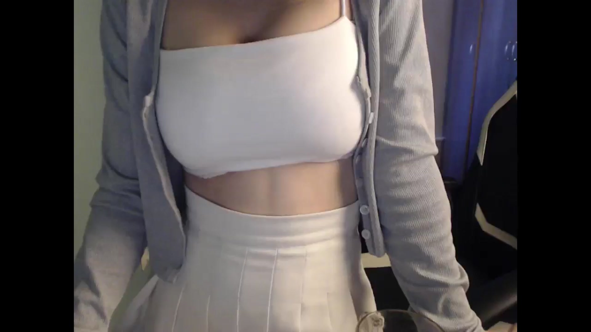 Gallery image thumbnail from NikiFoks18's myfreecams stream on, 04/07/2025, 10:34 image 5 of 20