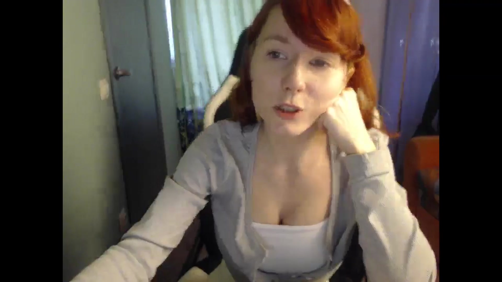 Gallery image thumbnail from NikiFoks18's myfreecams stream on, 04/07/2025, 10:34 image 19 of 20