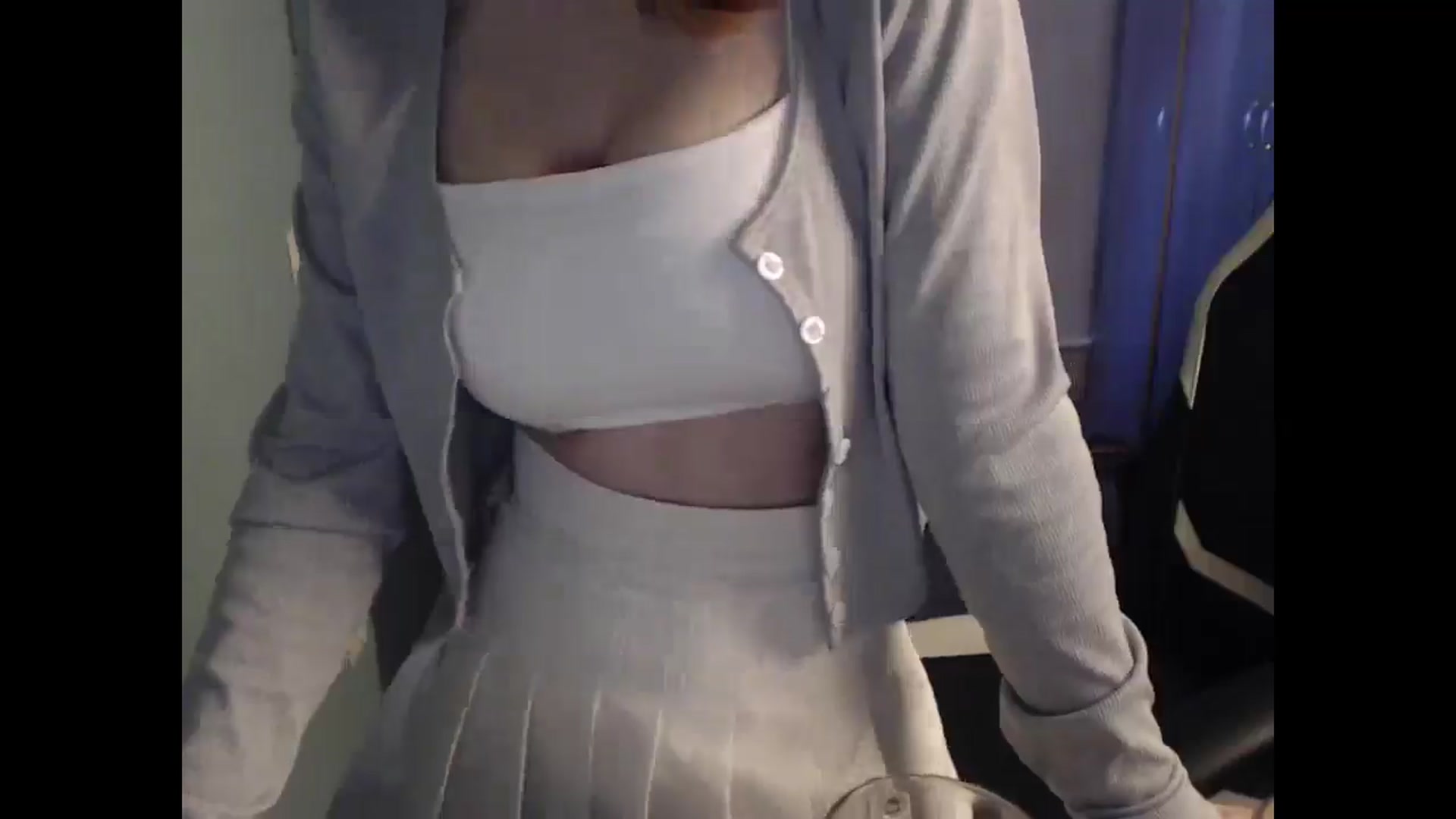 Gallery image thumbnail from NikiFoks18's myfreecams stream on, 04/07/2025, 10:34 image 8 of 20