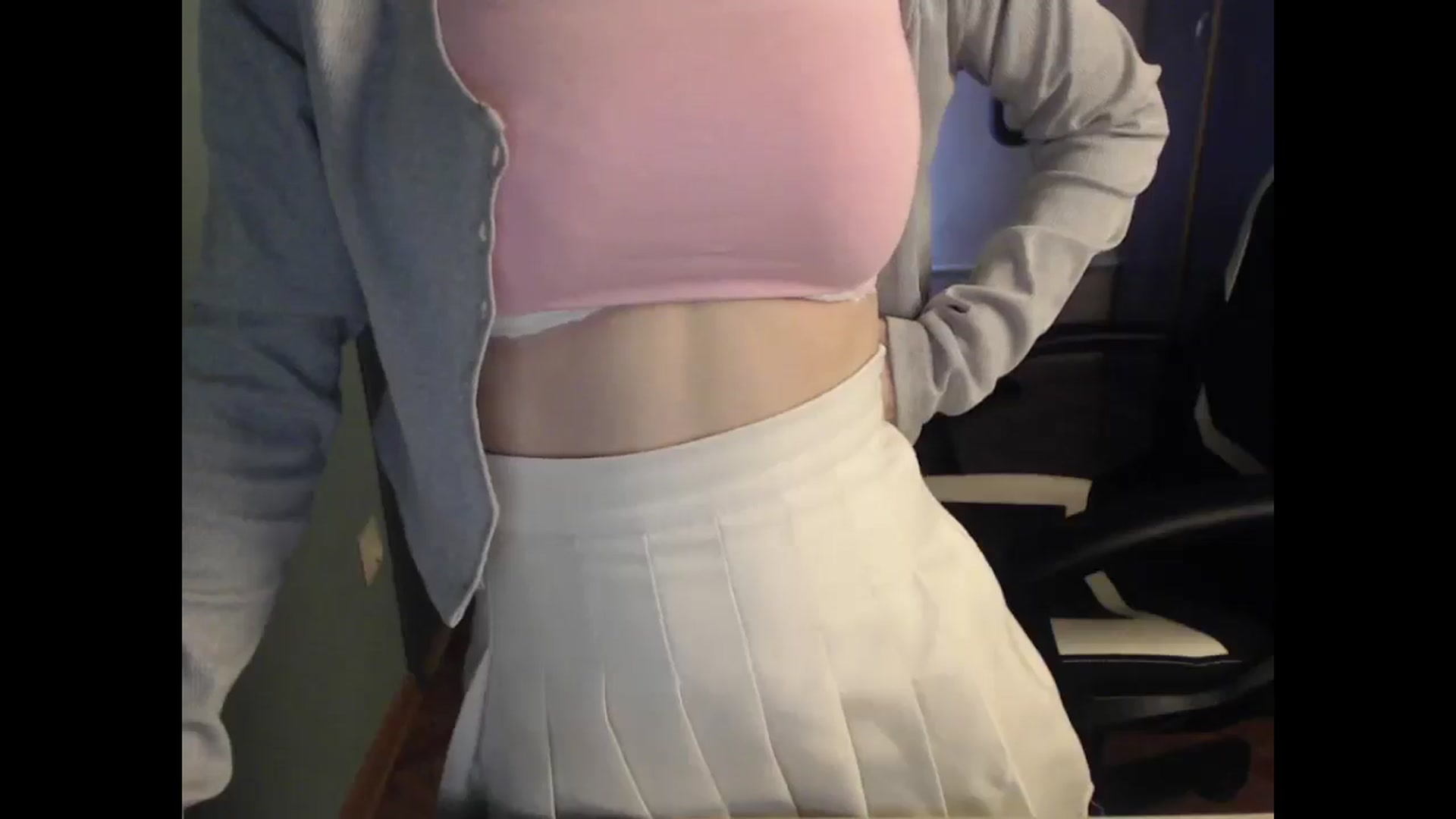Gallery image thumbnail from NikiFoks18's myfreecams stream on, 04/08/2025, 08:53 image 19 of 20