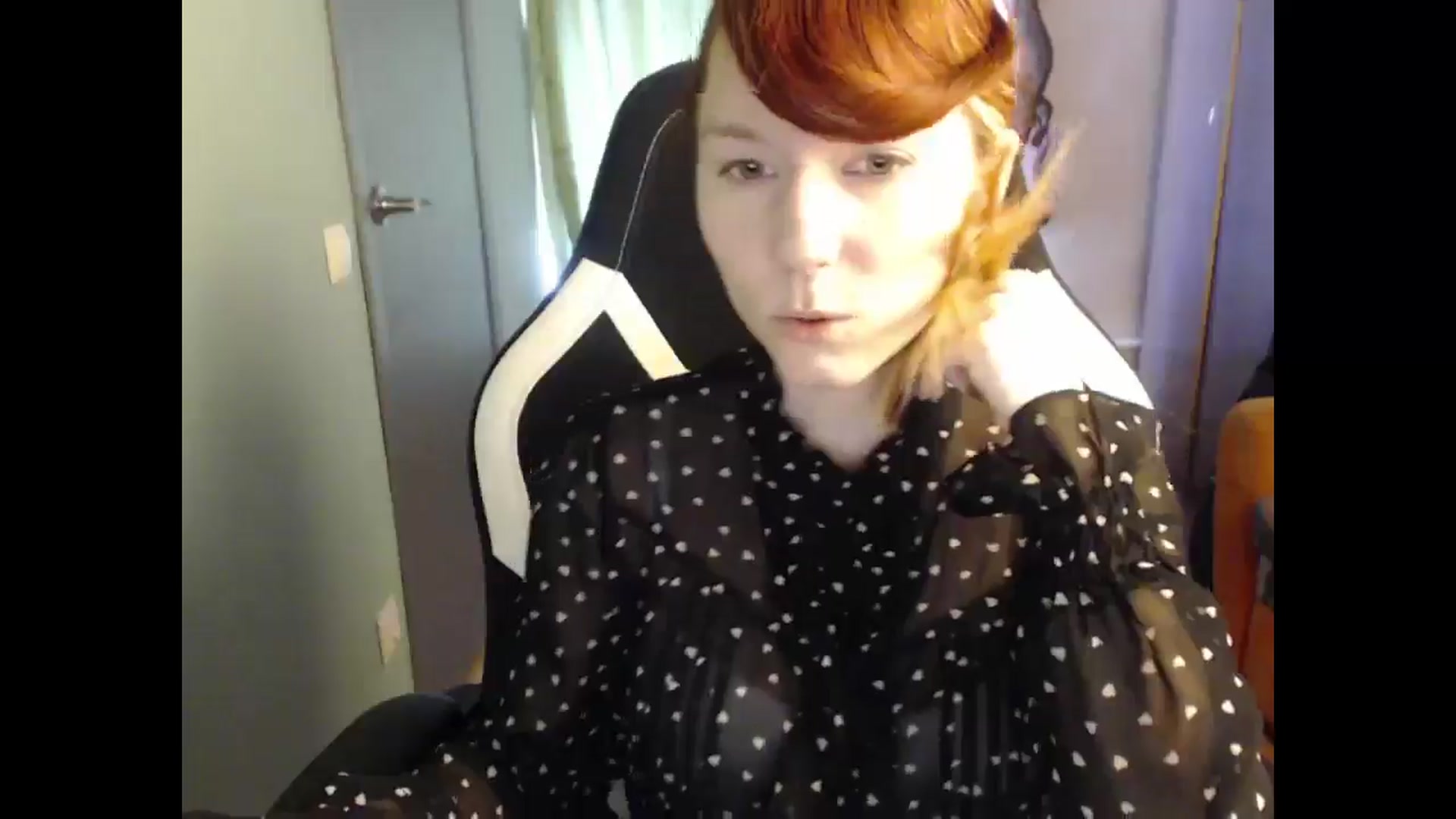 Gallery image thumbnail from NikiFoks18's myfreecams stream on, 04/11/2025, 06:45 image 7 of 20