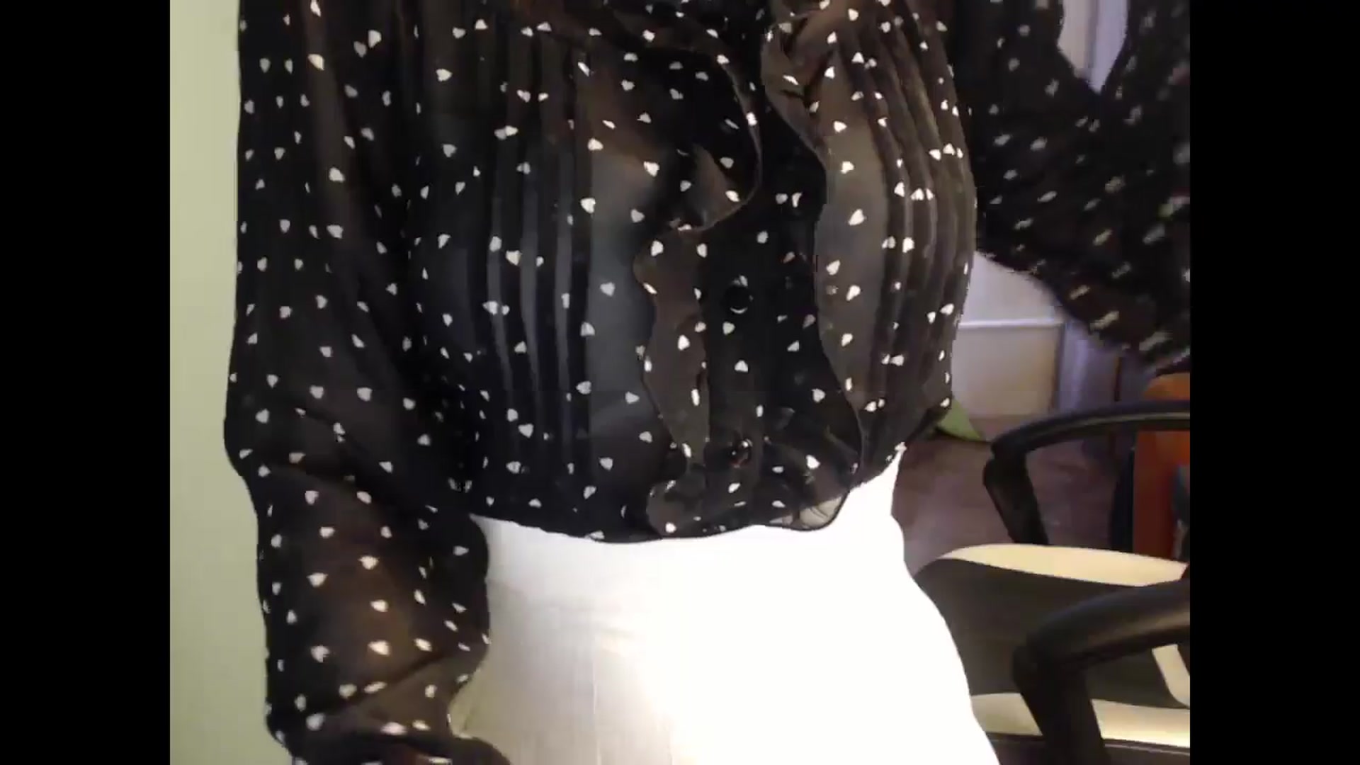 Gallery image thumbnail from NikiFoks18's myfreecams stream on, 04/11/2025, 09:06 image 11 of 20