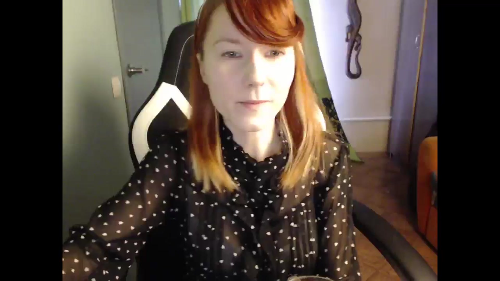 Gallery image thumbnail from NikiFoks18's myfreecams stream on, 04/11/2025, 09:06 image 7 of 20