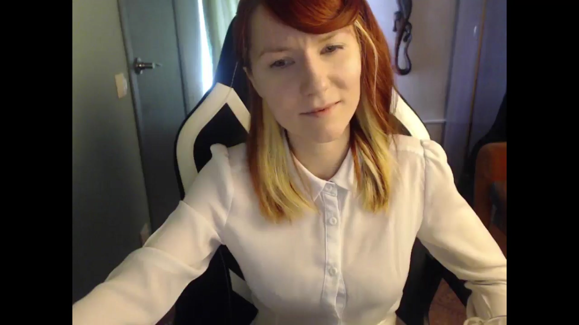 Gallery image thumbnail from NikiFoks18's myfreecams stream on, 04/14/2025, 06:39 image 20 of 20