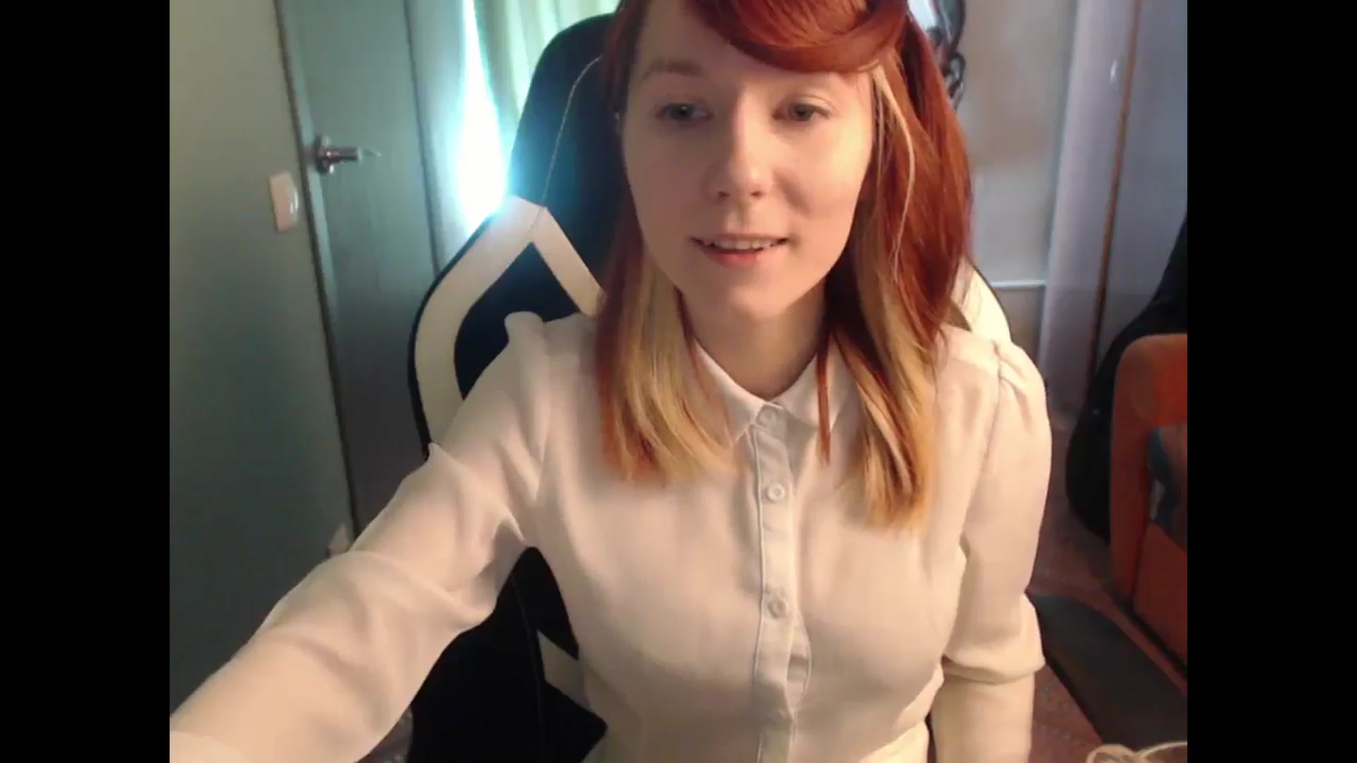 Gallery image thumbnail from NikiFoks18's myfreecams stream on, 04/14/2025, 06:39 image 19 of 20