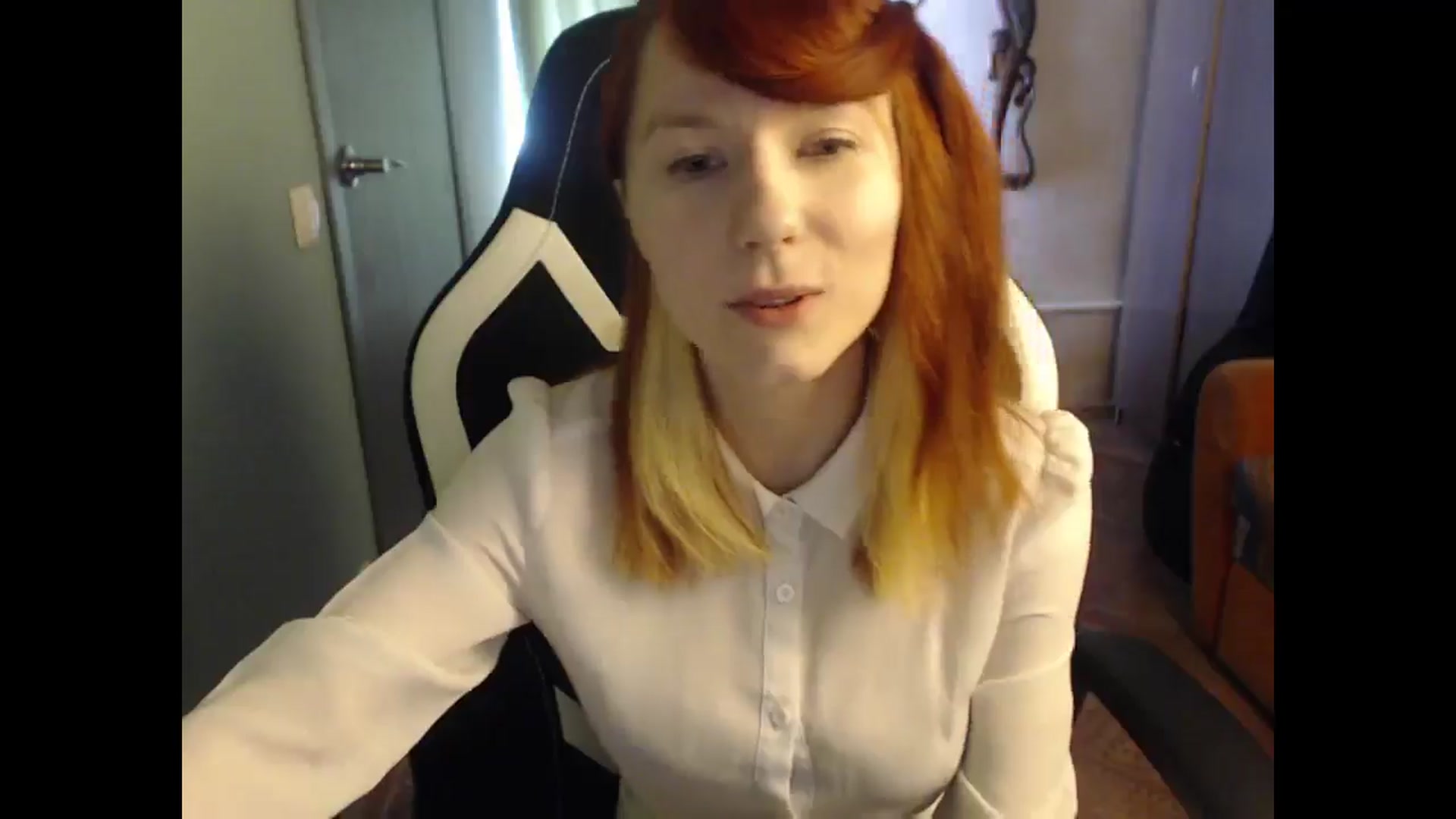 Gallery image thumbnail from NikiFoks18's myfreecams stream on, 04/14/2025, 06:39 image 2 of 20