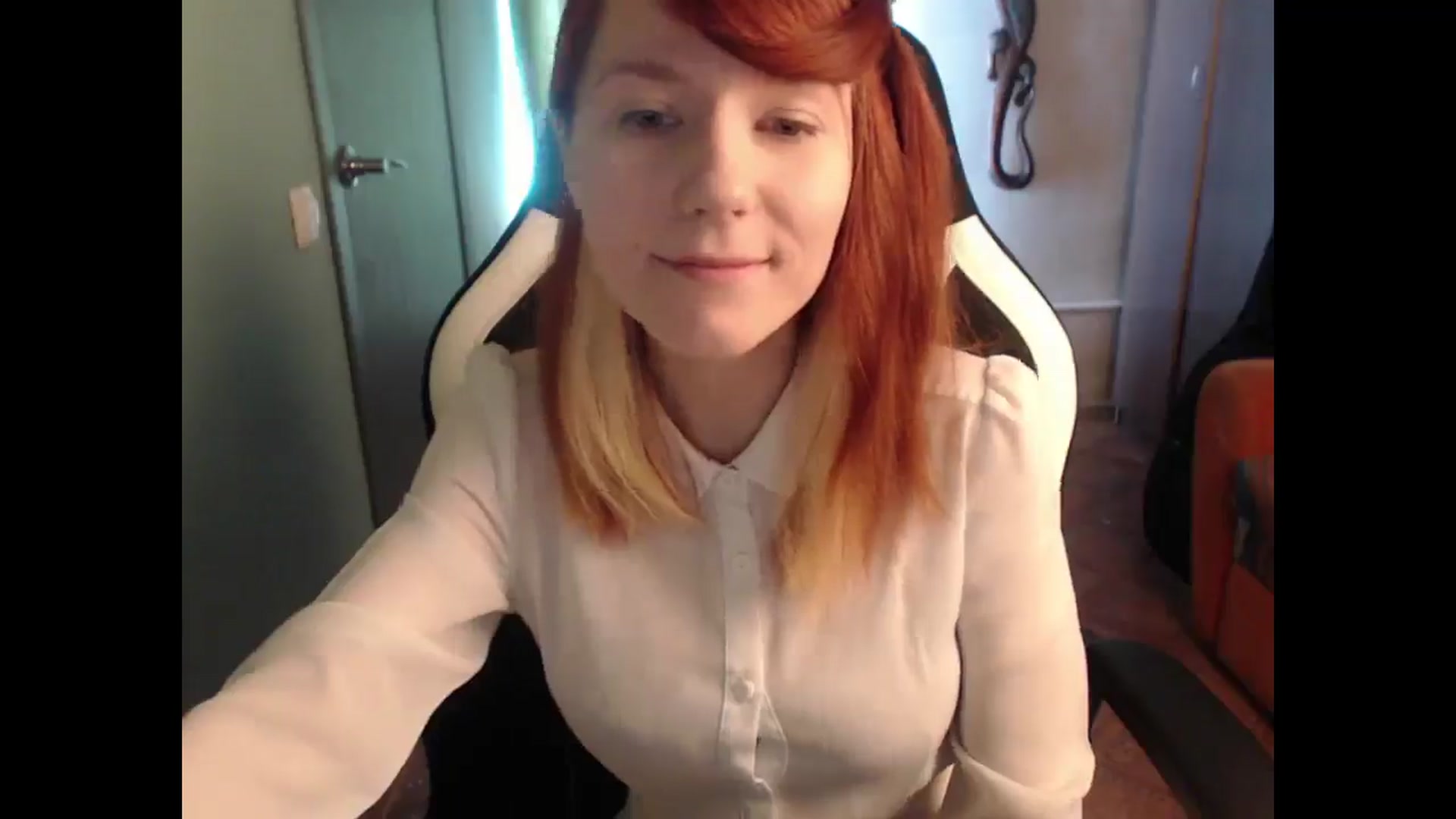 Gallery image thumbnail from NikiFoks18's myfreecams stream on, 04/14/2025, 06:39 image 3 of 20