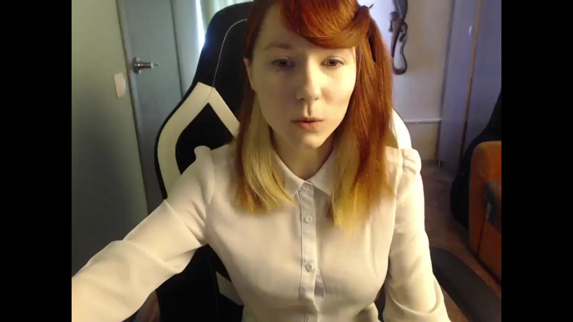 Gallery image thumbnail from NikiFoks18's myfreecams stream on, 04/14/2025, 06:39 image 1 of 20