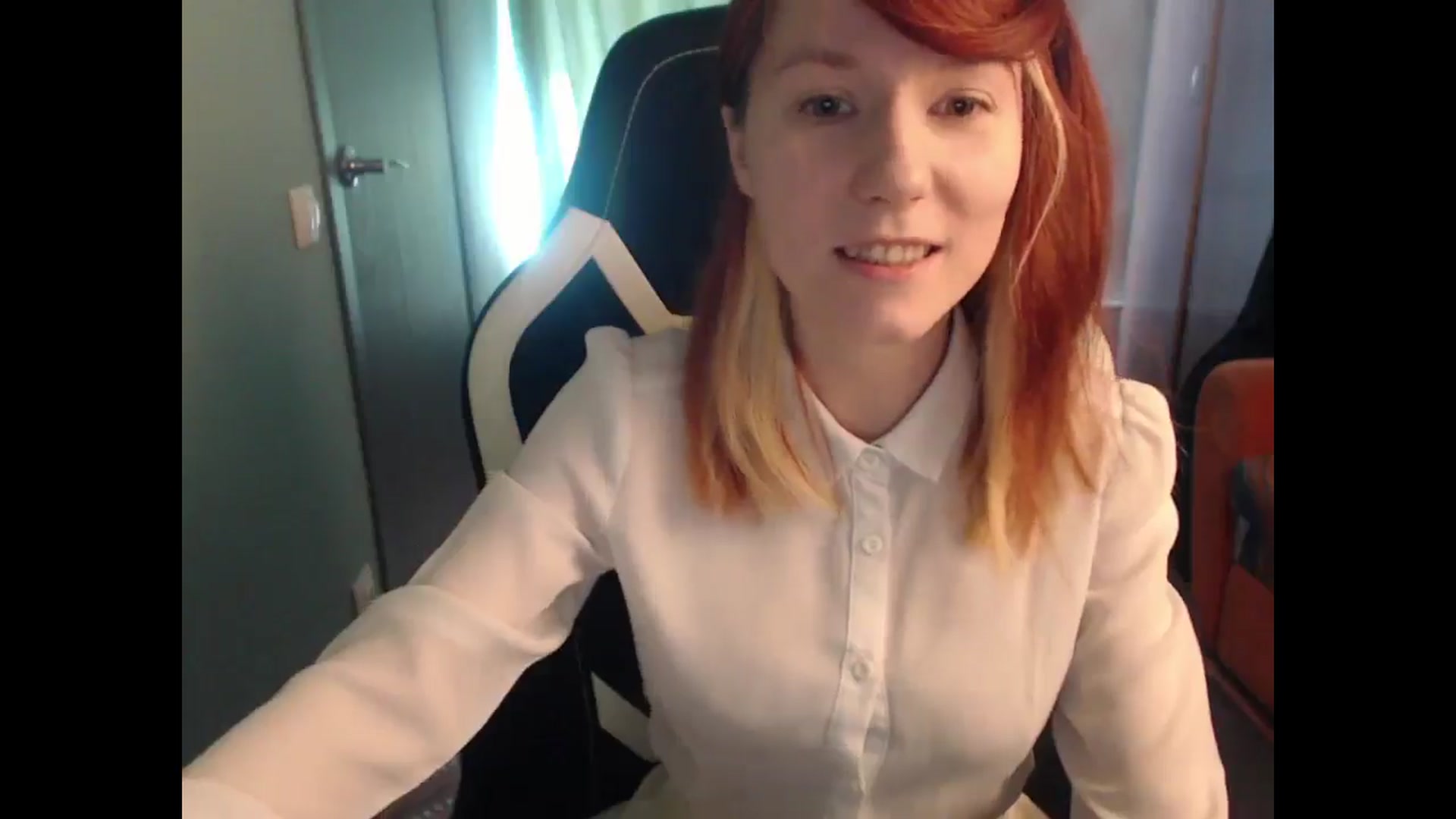 Gallery image thumbnail from NikiFoks18's myfreecams stream on, 04/14/2025, 06:39 image 14 of 20