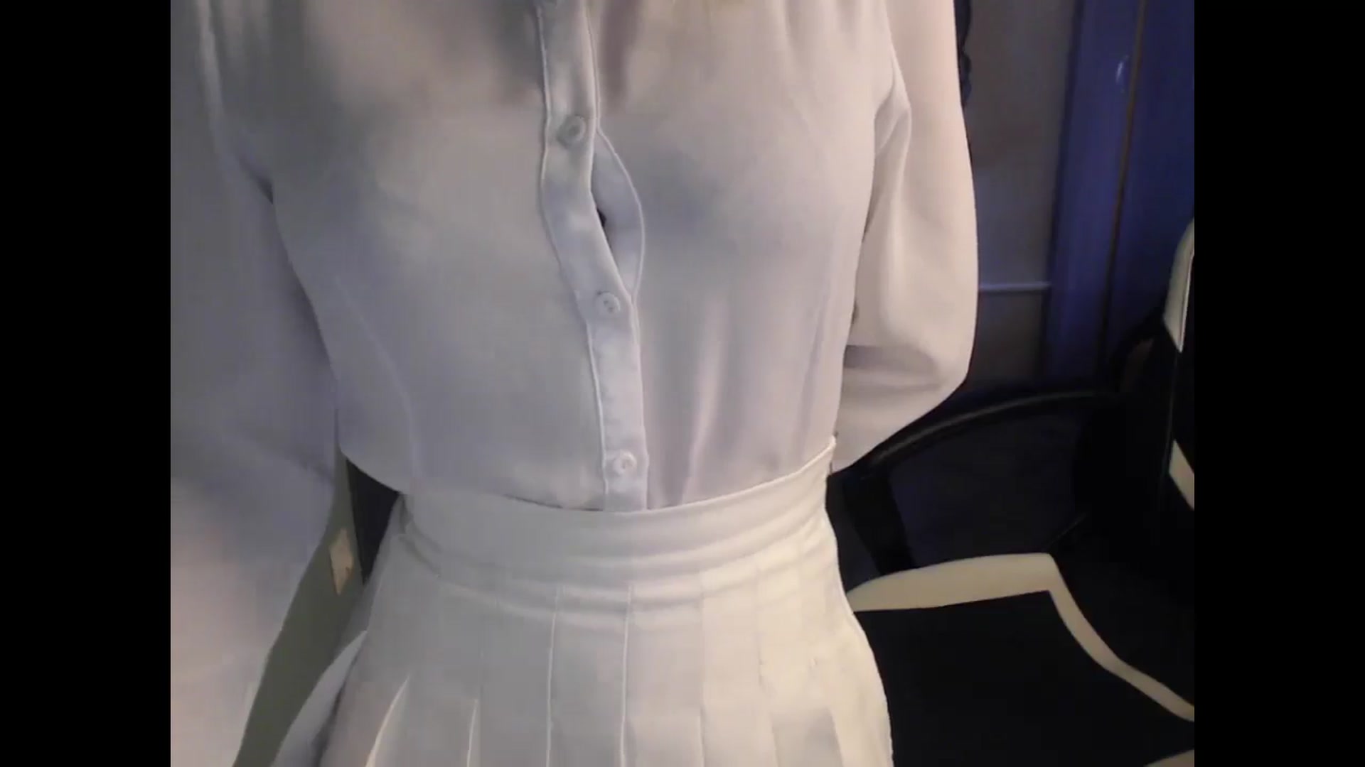 Gallery image thumbnail from NikiFoks18's myfreecams stream on, 04/14/2025, 08:40 image 6 of 20