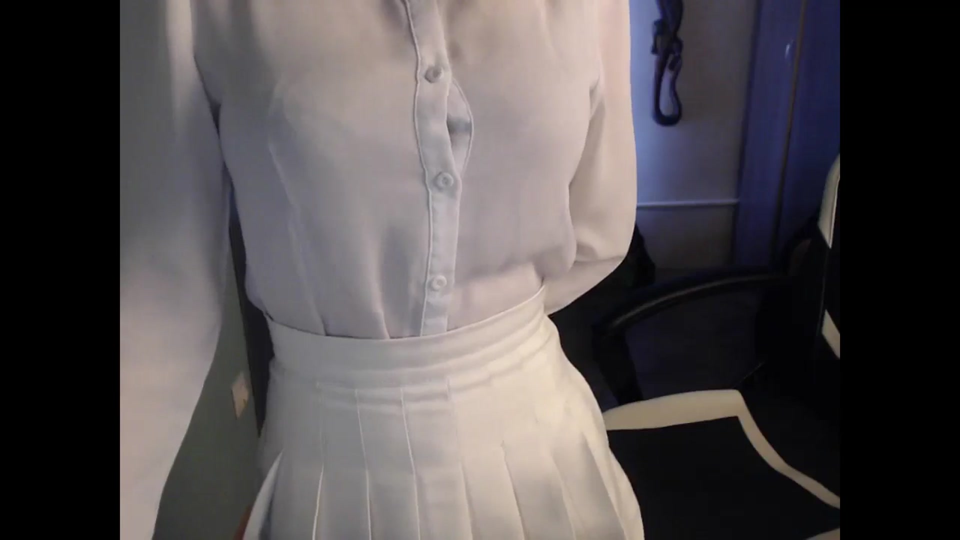 Gallery image thumbnail from NikiFoks18's myfreecams stream on, 04/14/2025, 08:40 image 5 of 20