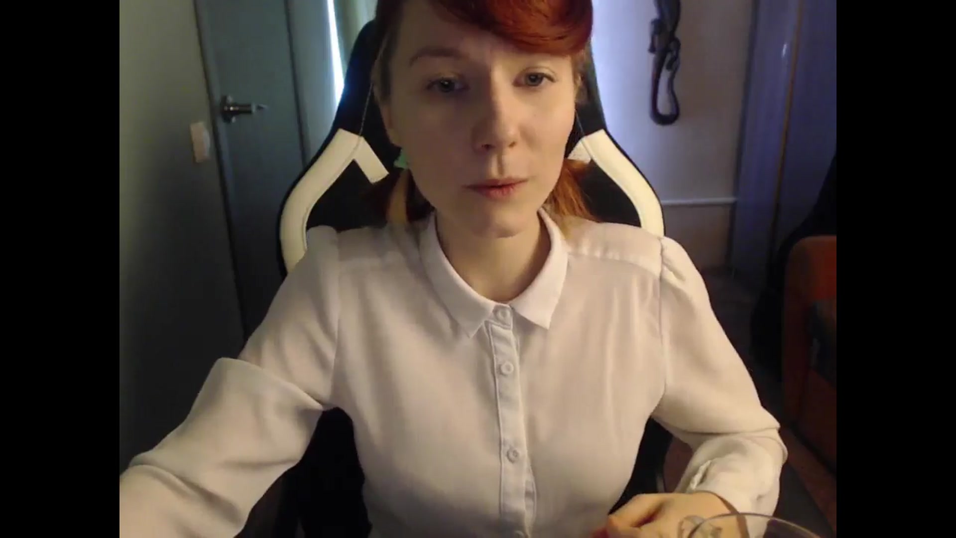 Gallery image thumbnail from NikiFoks18's myfreecams stream on, 04/14/2025, 08:40 image 20 of 20