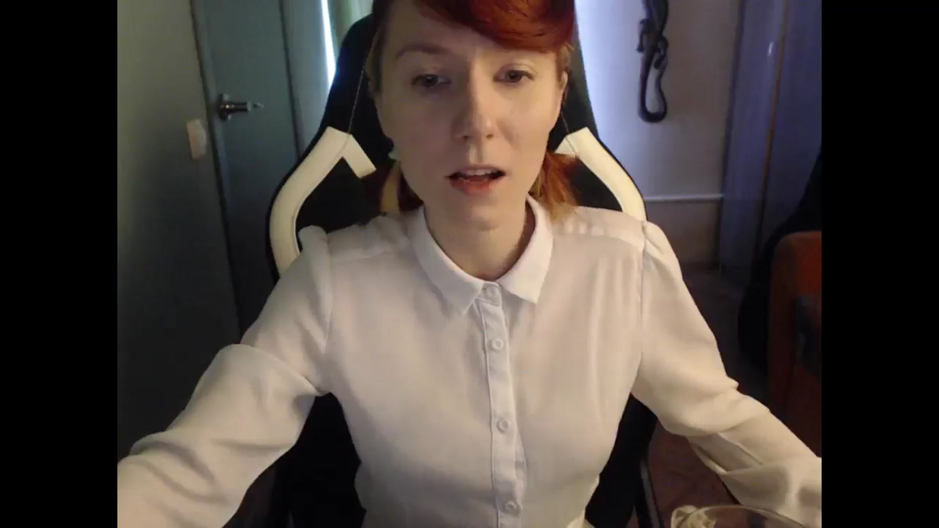 Gallery image thumbnail from NikiFoks18's myfreecams stream on, 04/14/2025, 08:40 image 19 of 20
