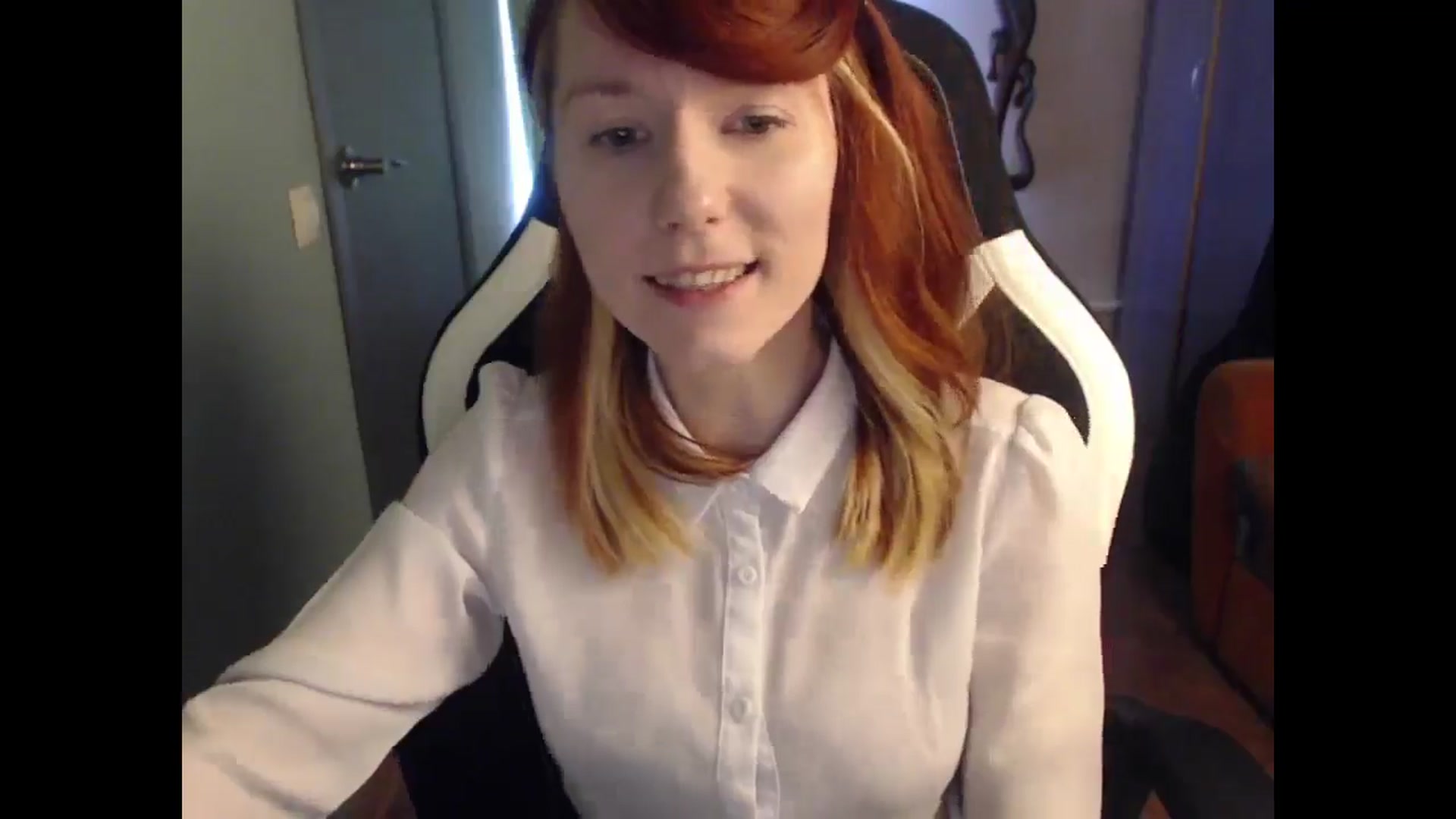 Gallery image thumbnail from NikiFoks18's myfreecams stream on, 04/14/2025, 08:40 image 3 of 20