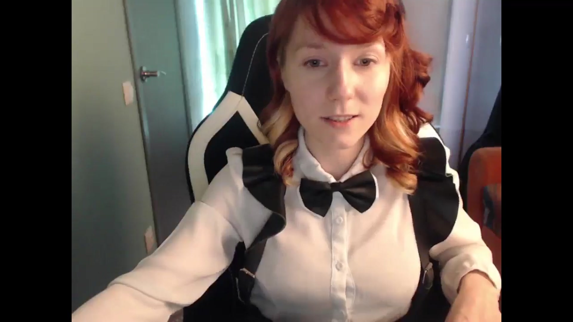 Gallery image thumbnail from NikiFoks18's myfreecams stream on, 04/16/2025, 07:05 image 13 of 20