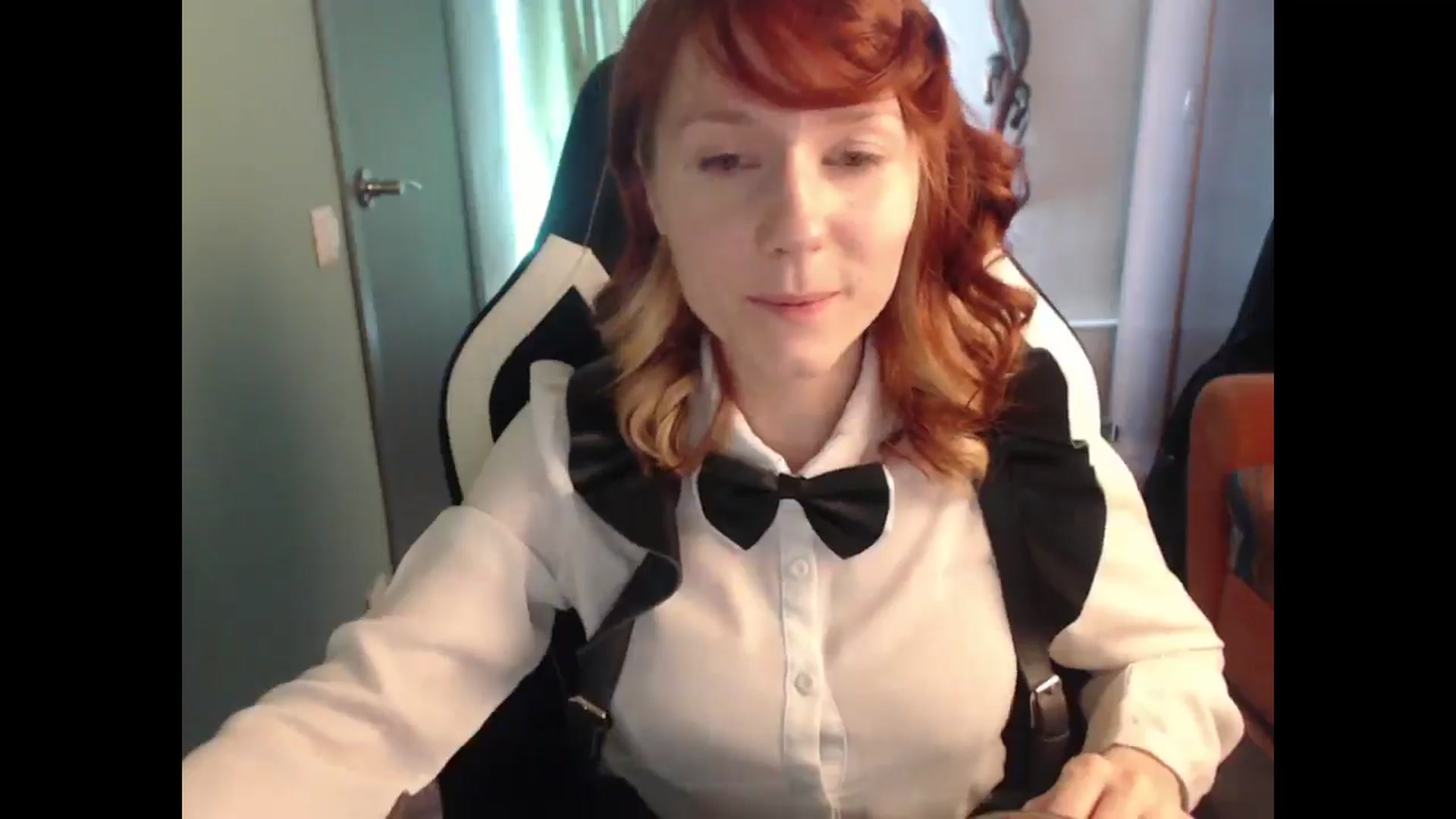 Gallery image thumbnail from NikiFoks18's myfreecams stream on, 04/16/2025, 07:05 image 8 of 20