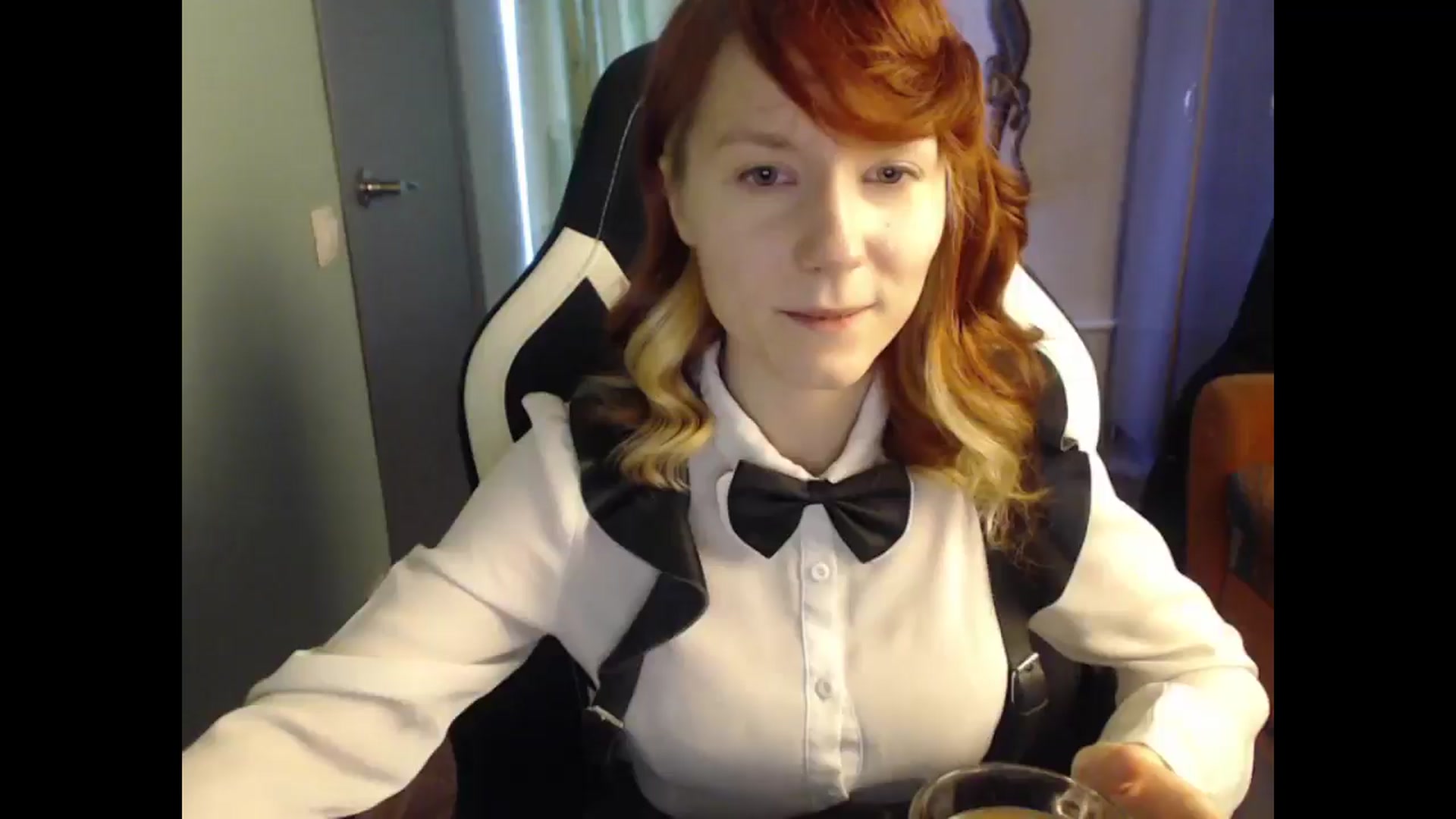 Gallery image thumbnail from NikiFoks18's myfreecams stream on, 04/16/2025, 09:14 image 1 of 20