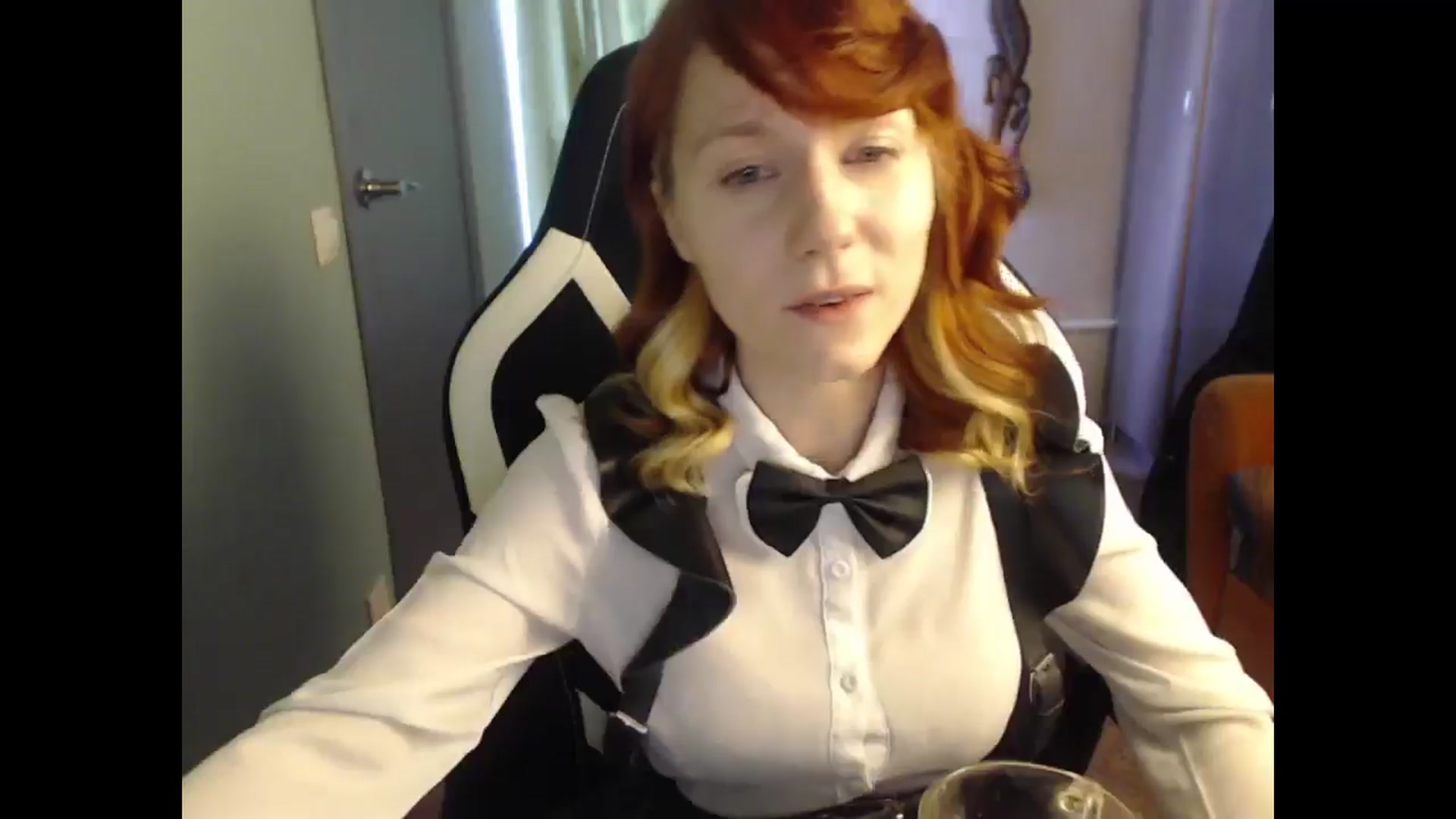 Gallery image thumbnail from NikiFoks18's myfreecams stream on, 04/16/2025, 09:14 image 5 of 20