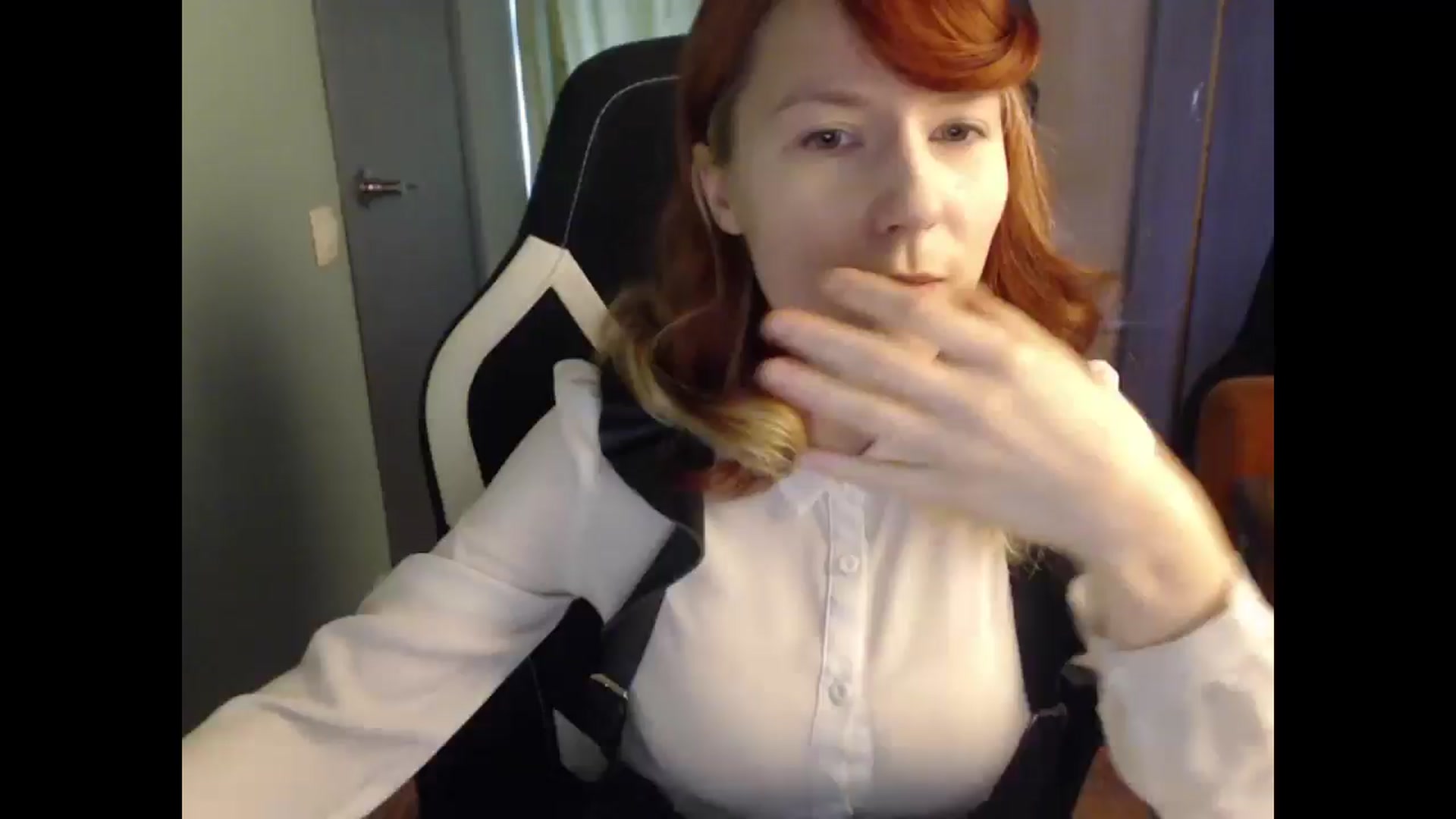 Gallery image thumbnail from NikiFoks18's myfreecams stream on, 04/18/2025, 07:27 image 18 of 20