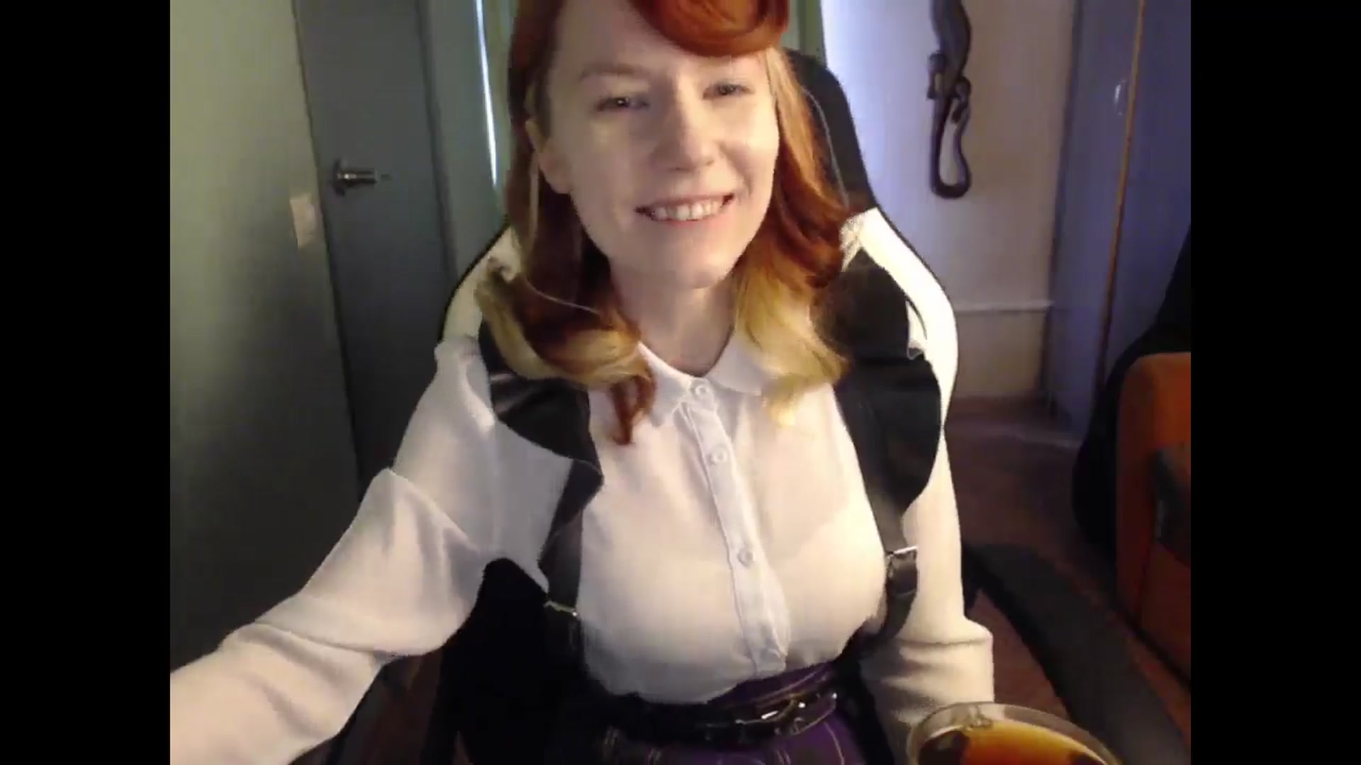 Gallery image thumbnail from NikiFoks18's myfreecams stream on, 04/18/2025, 09:06 image 2 of 20