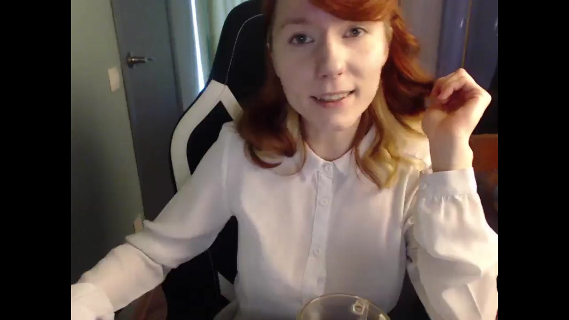 Gallery image thumbnail from NikiFoks18's myfreecams stream on, 04/21/2025, 08:51 image 8 of 20