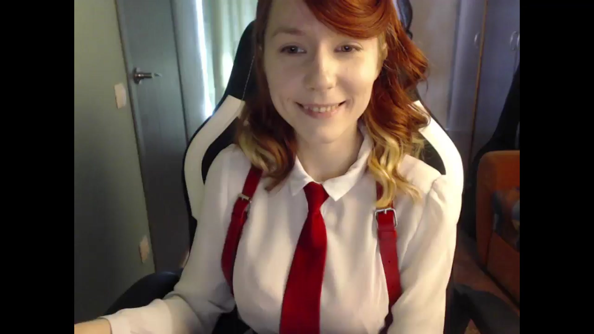 Gallery image thumbnail from NikiFoks18's myfreecams stream on, 04/22/2025, 06:23 image 17 of 20