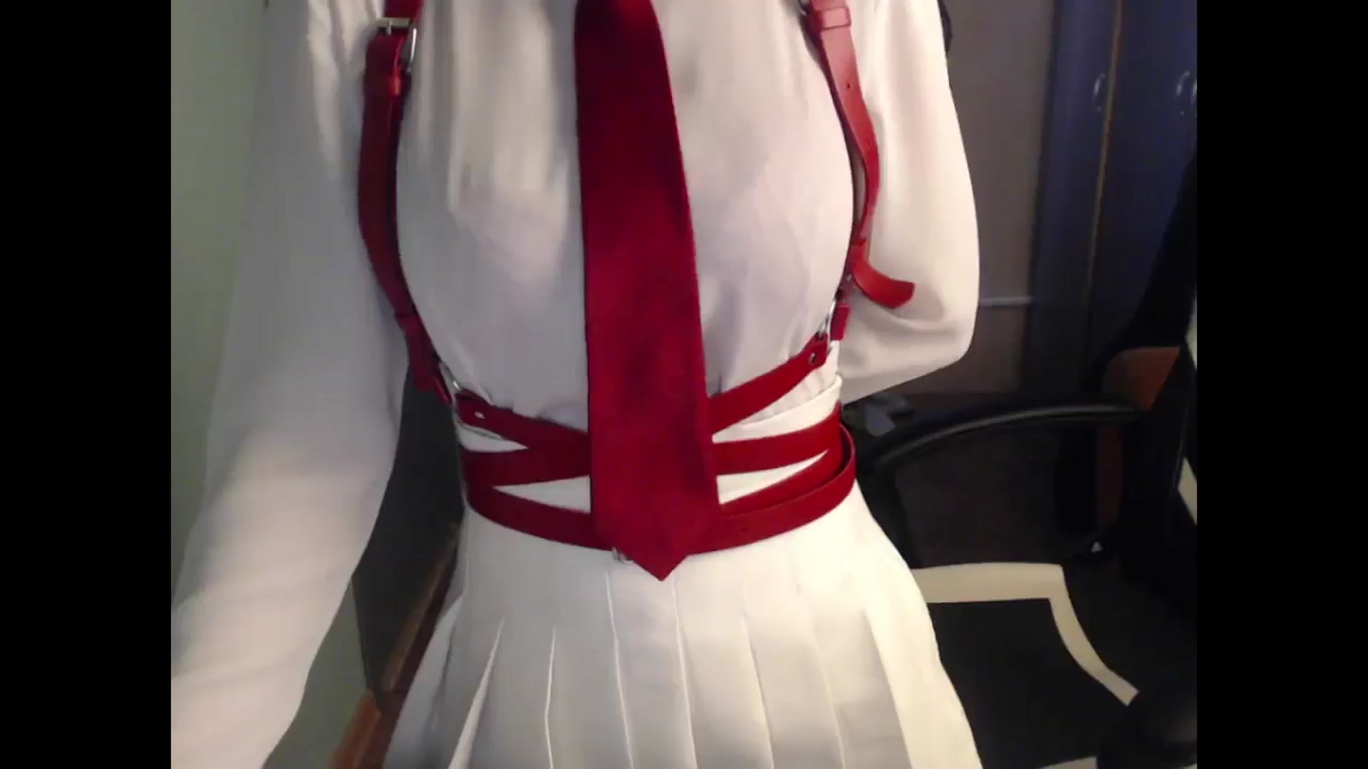 Gallery image thumbnail from NikiFoks18's myfreecams stream on, 04/22/2025, 08:05 image 9 of 20