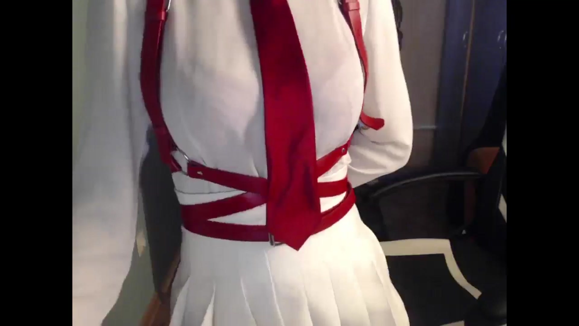 Gallery image thumbnail from NikiFoks18's myfreecams stream on, 04/22/2025, 08:05 image 17 of 20