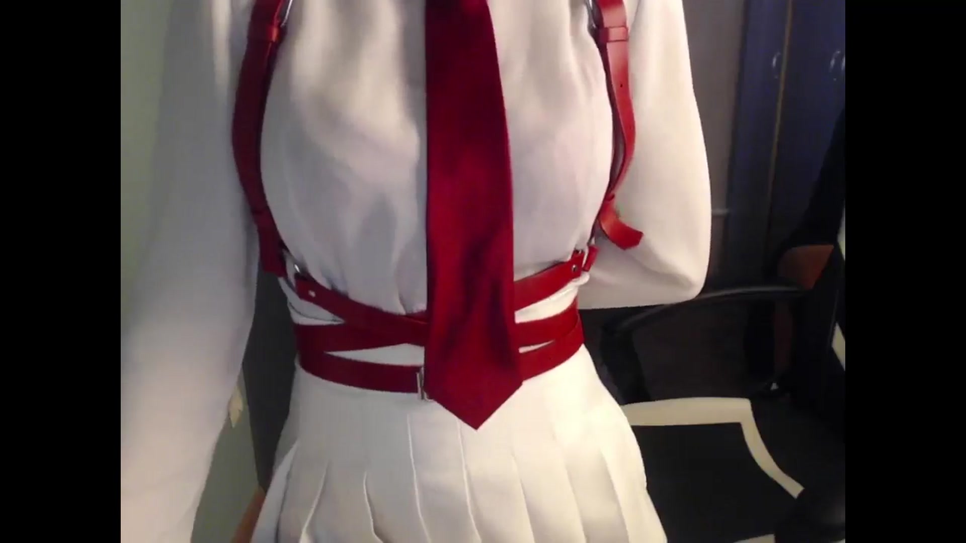 Gallery image thumbnail from NikiFoks18's myfreecams stream on, 04/22/2025, 08:05 image 20 of 20