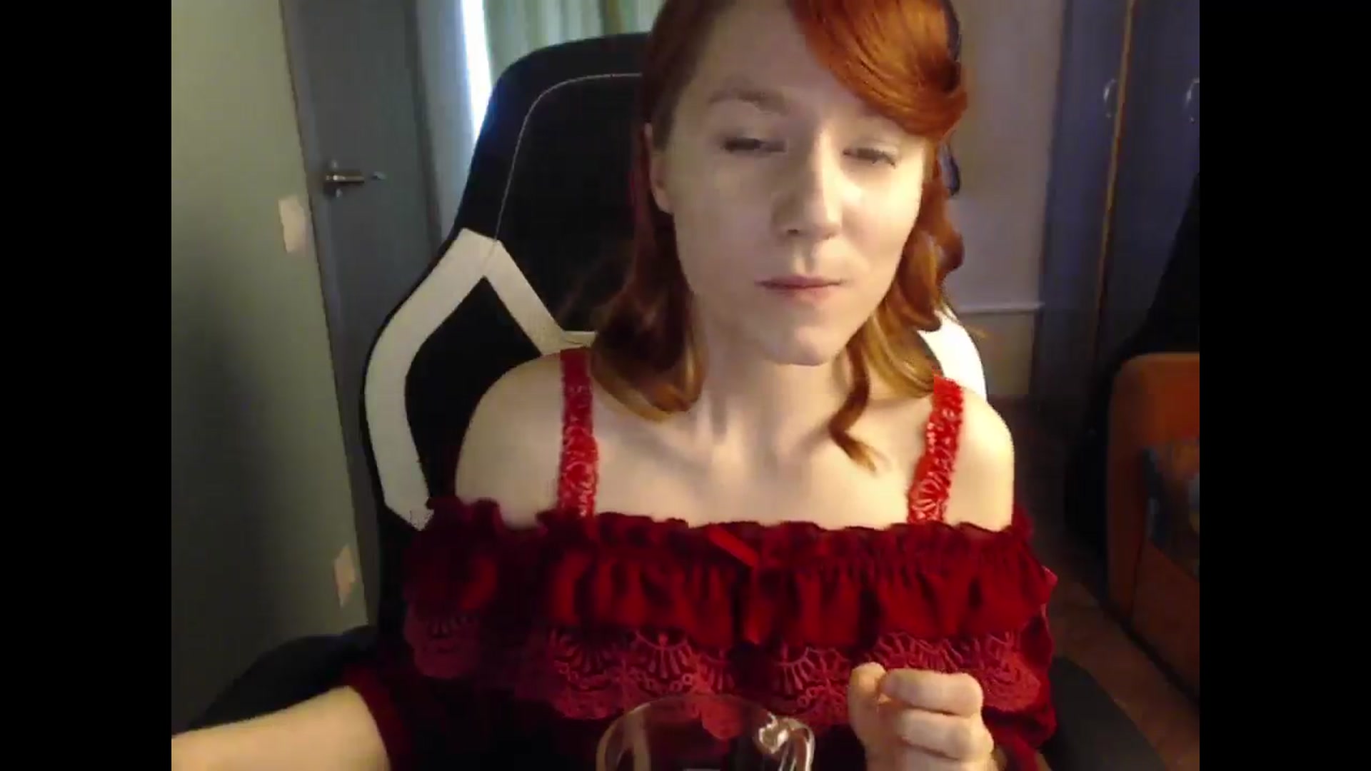 Gallery image thumbnail from NikiFoks18's myfreecams stream on, 04/24/2025, 09:00 image 11 of 20